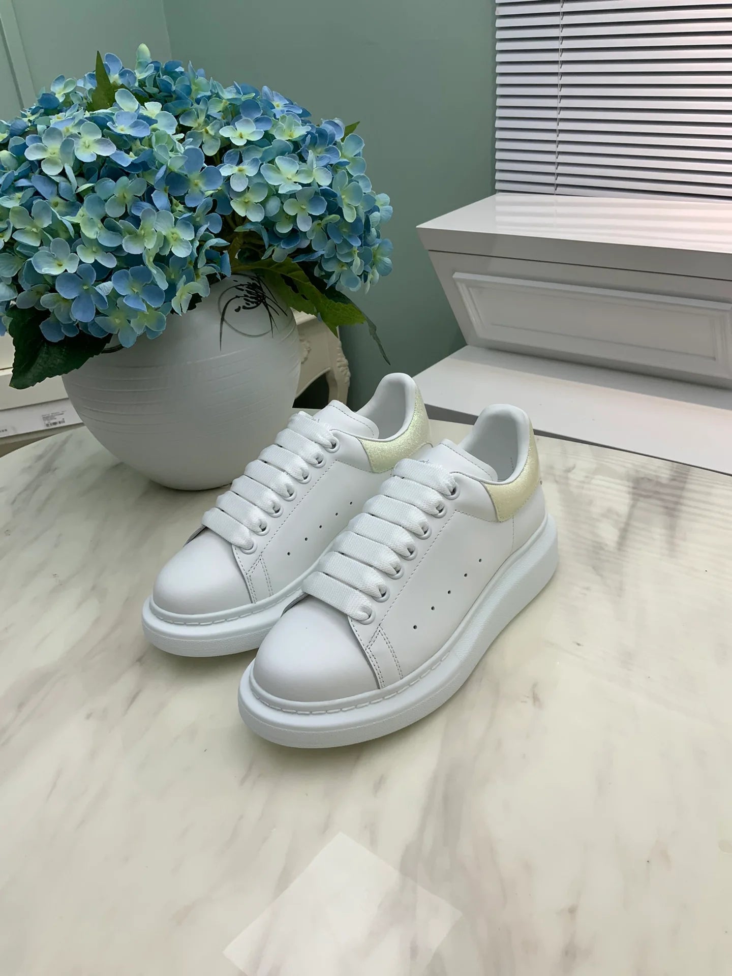 MCQUEEN SNEAKER