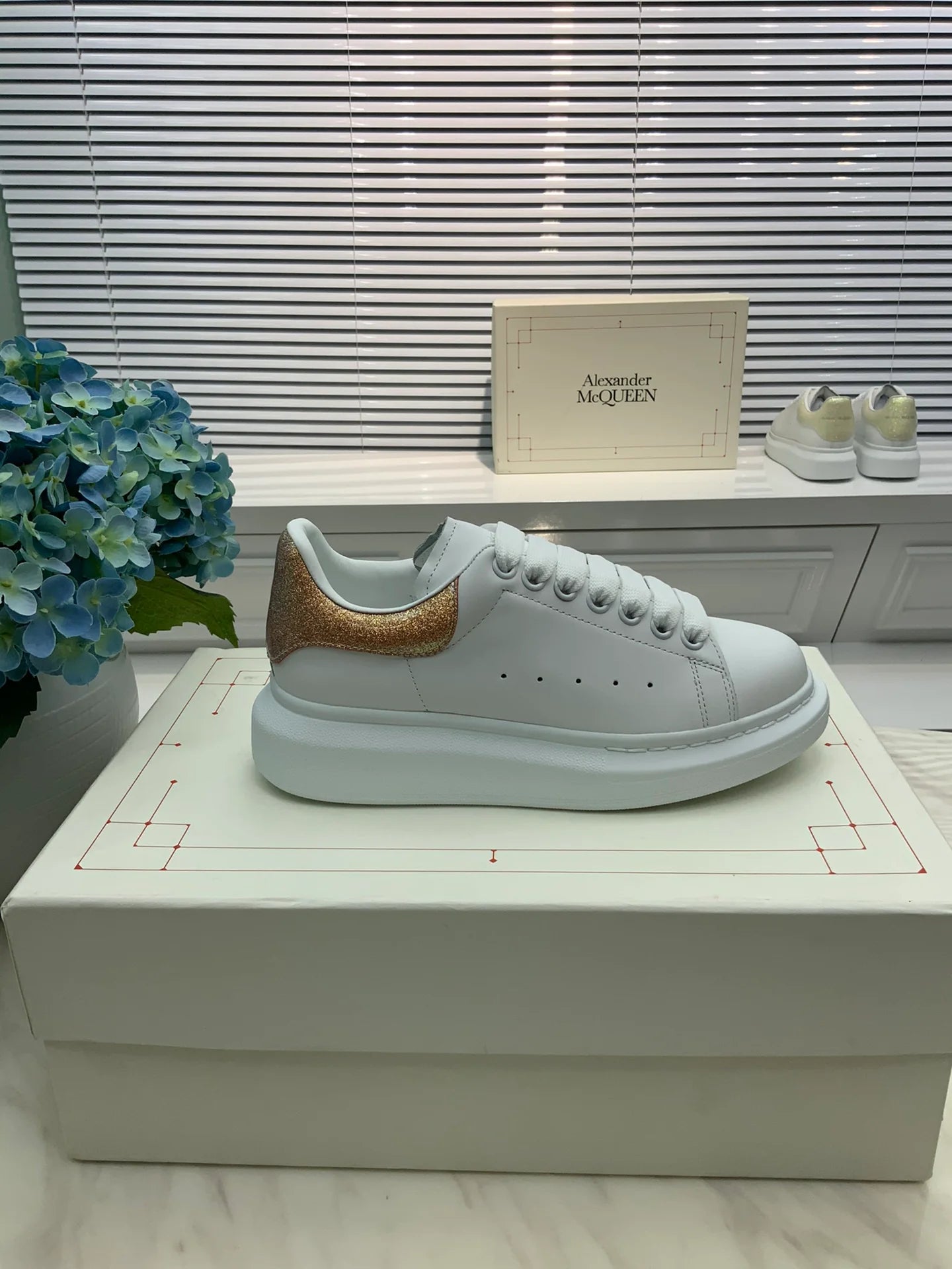 MCQUEEN SNEAKER