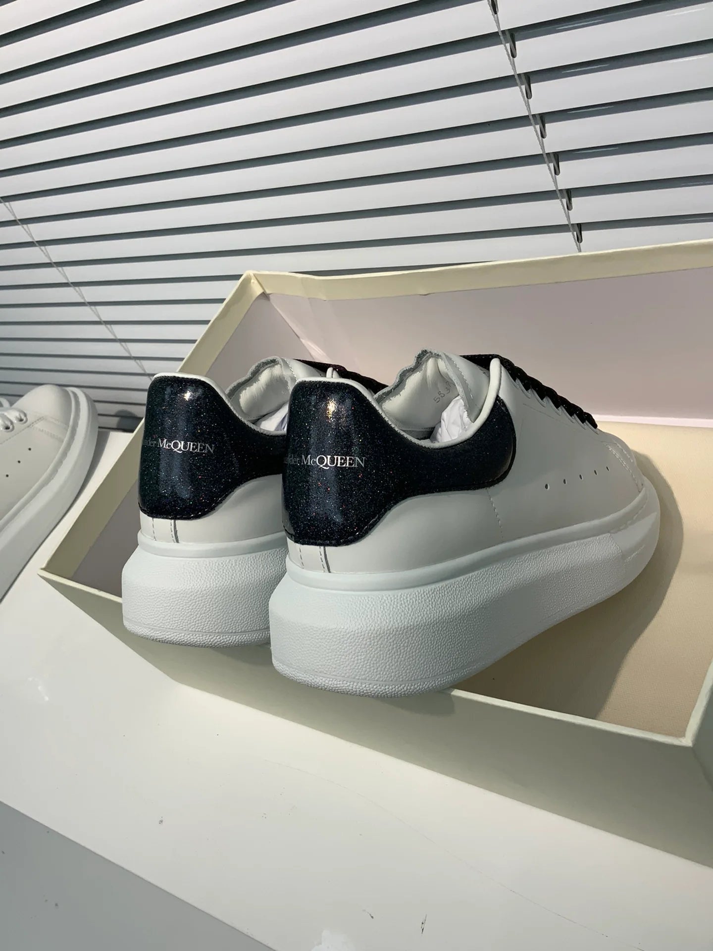 MCQUEEN SNEAKER