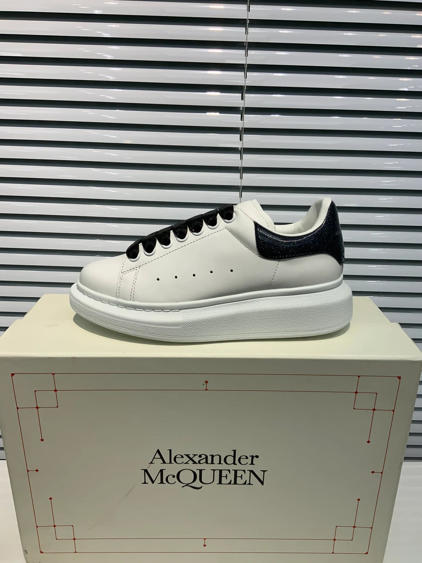 MCQUEEN SNEAKER