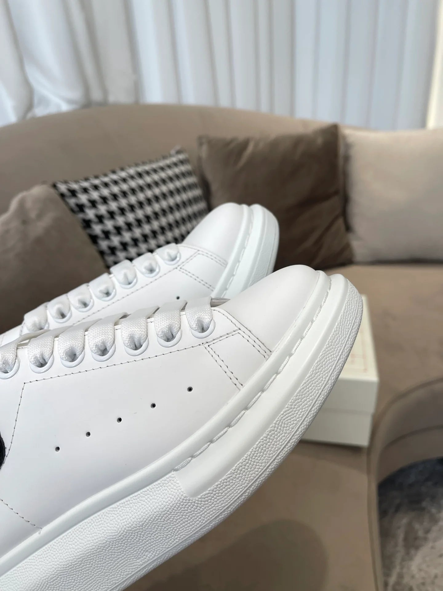 MCQUEEN SNEAKER