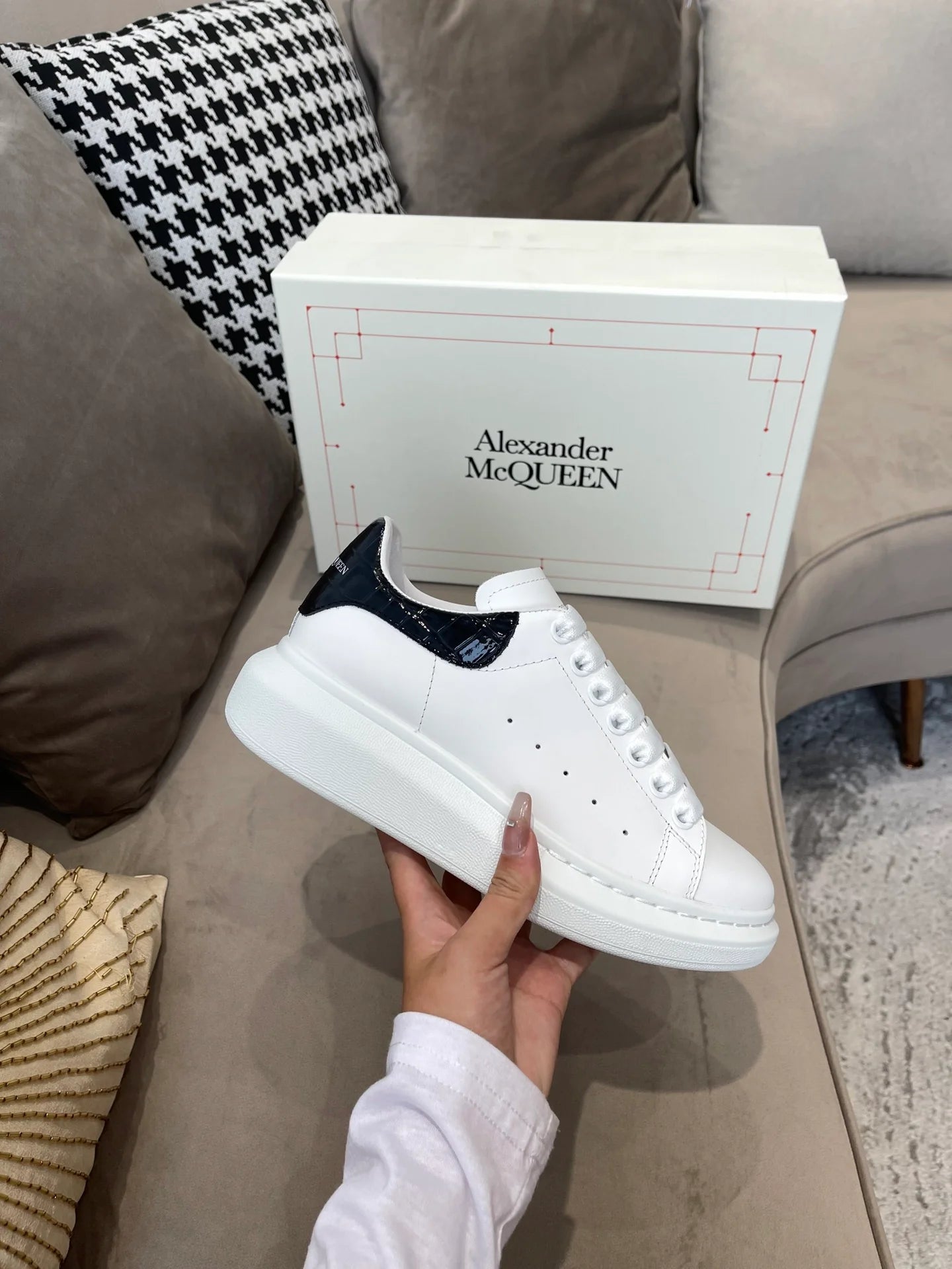 MCQUEEN SNEAKER