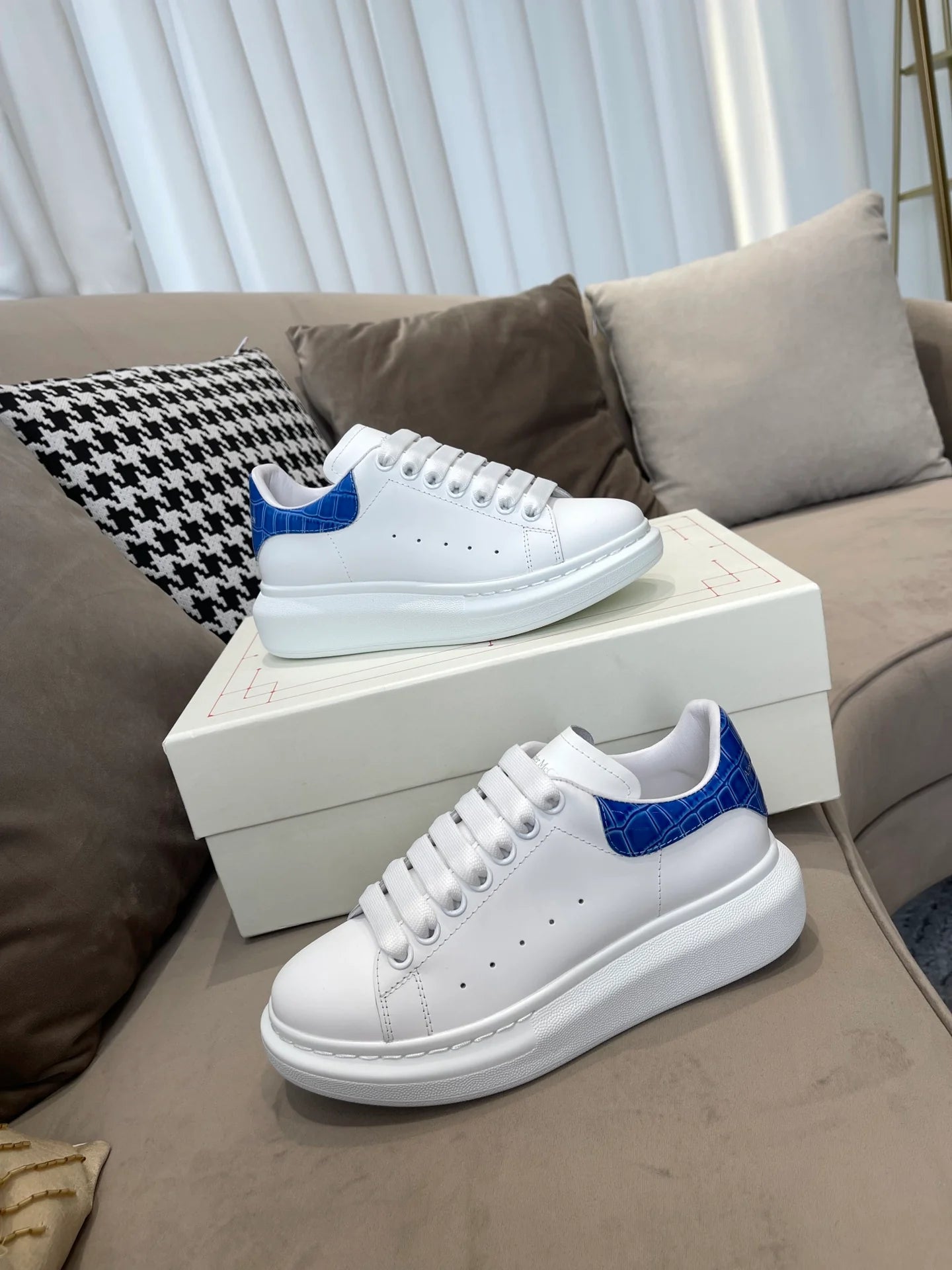 MCQUEEN SNEAKER