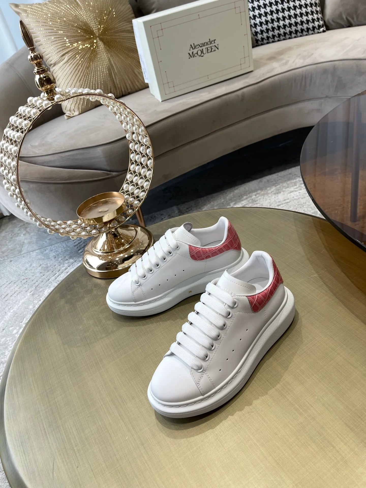 MCQUEEN SNEAKER