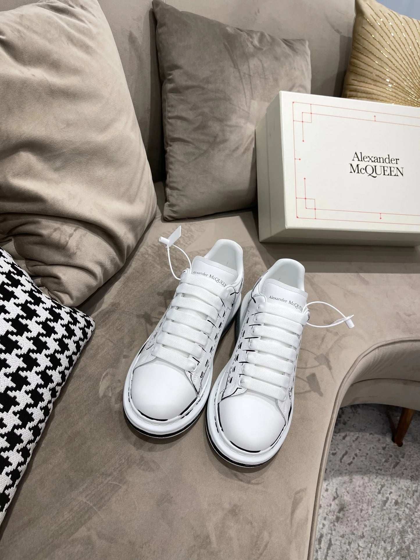 MCQUEEN SNEAKER
