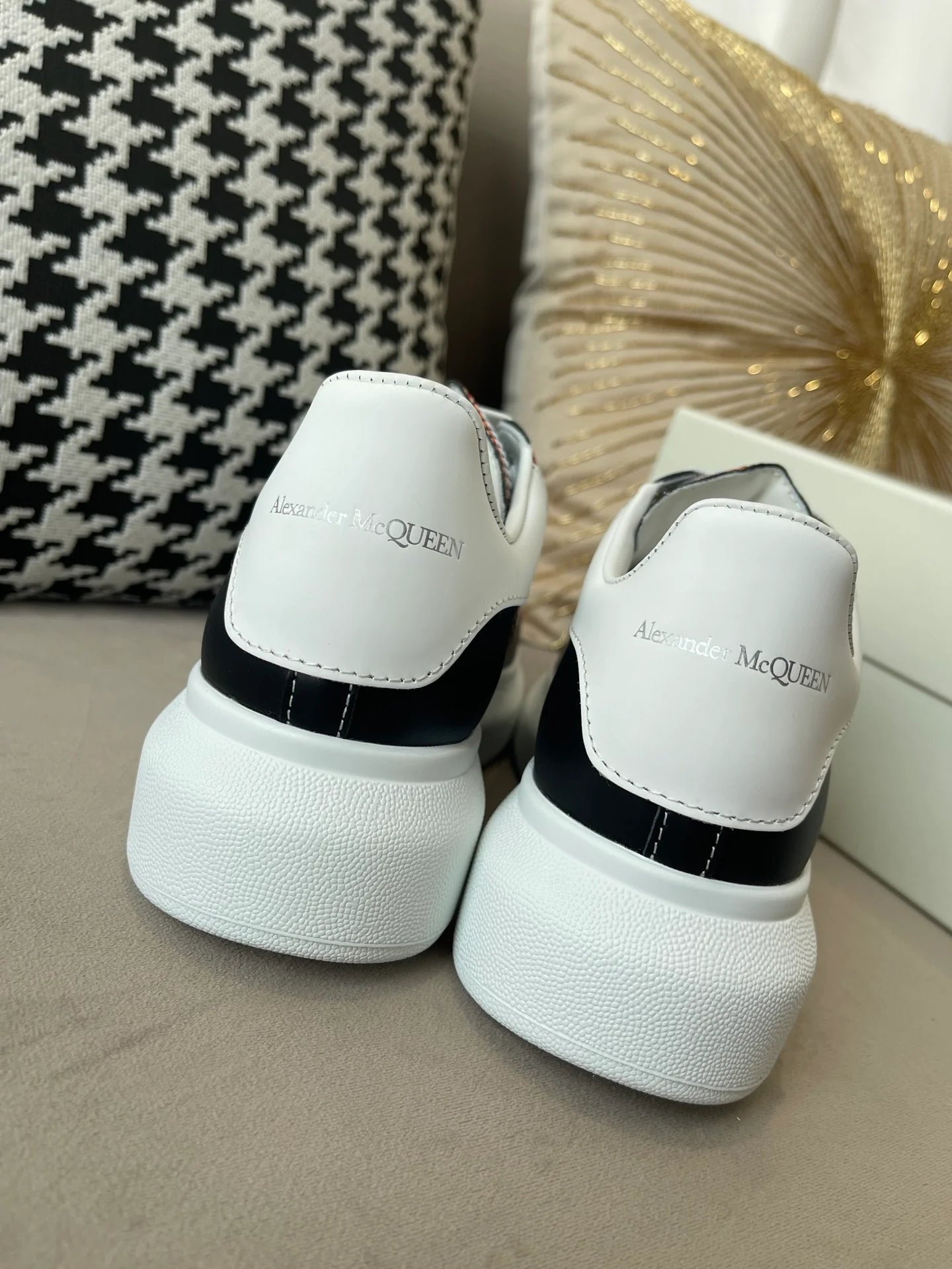MCQUEEN SNEAKER