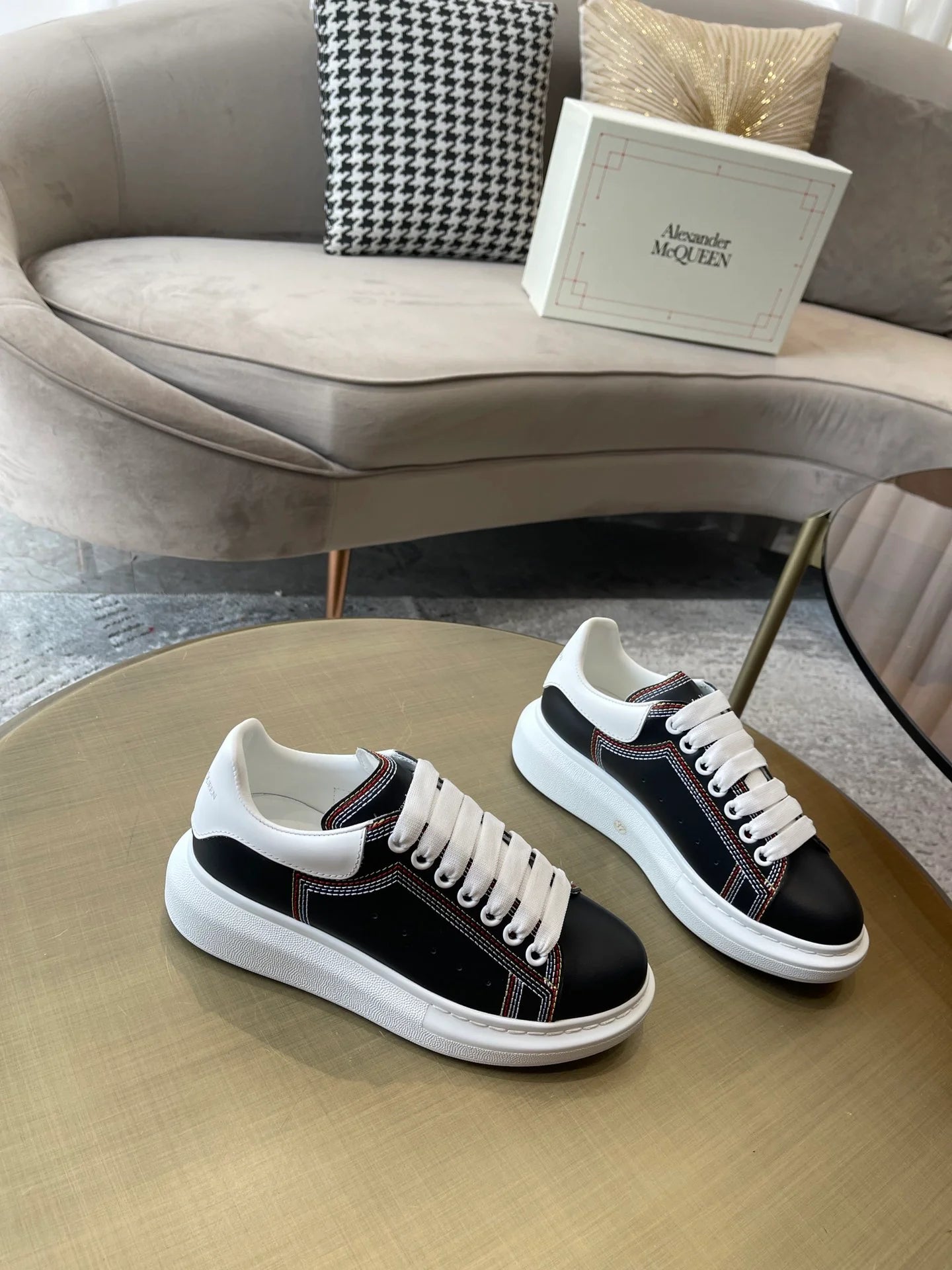MCQUEEN SNEAKER