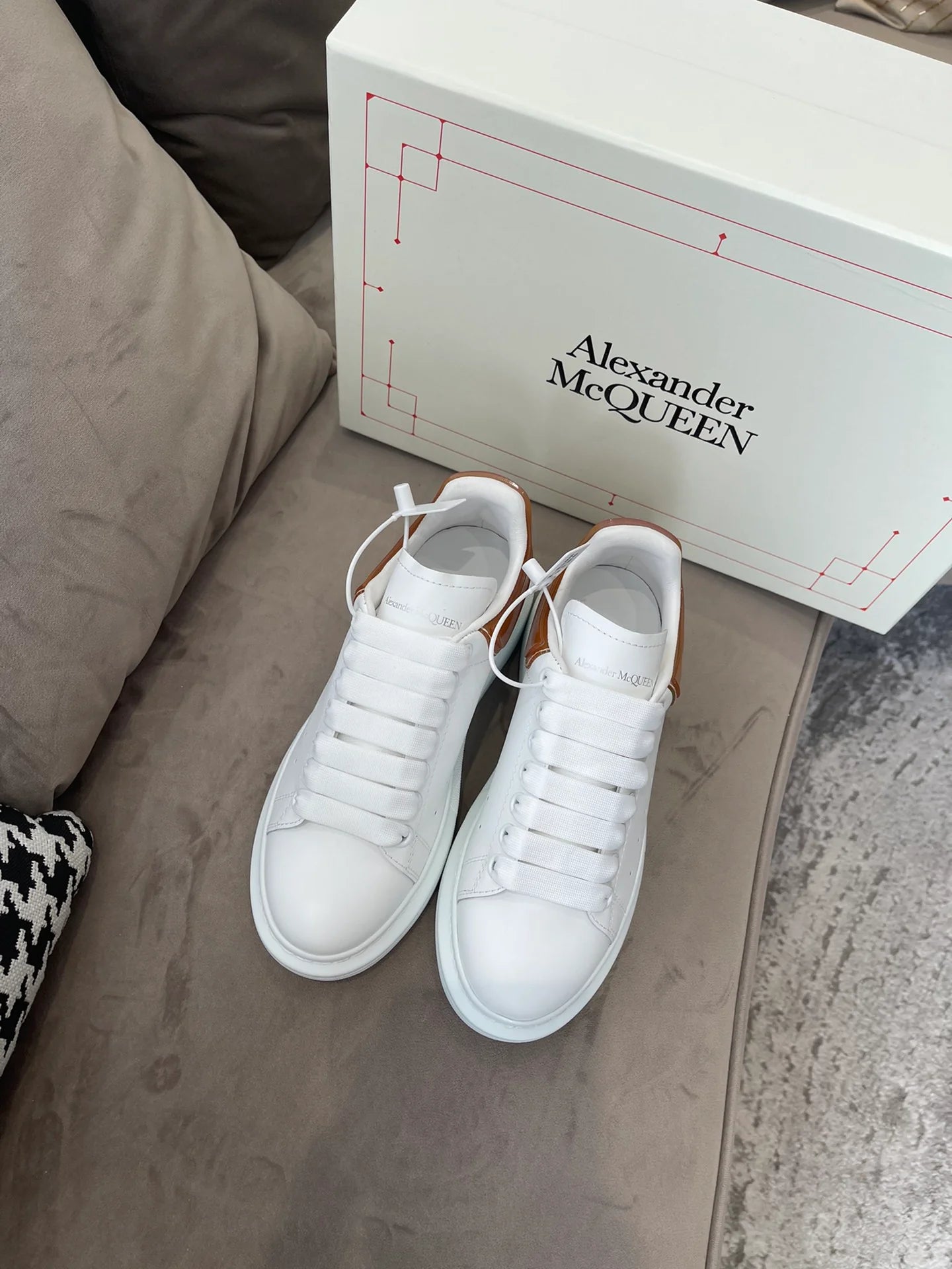 MCQUEEN SNEAKER