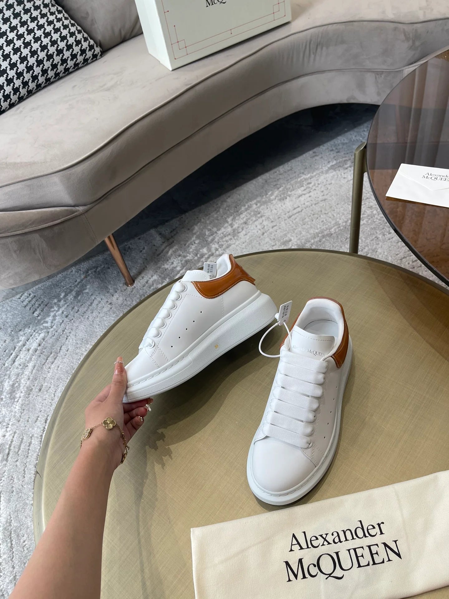 MCQUEEN SNEAKER