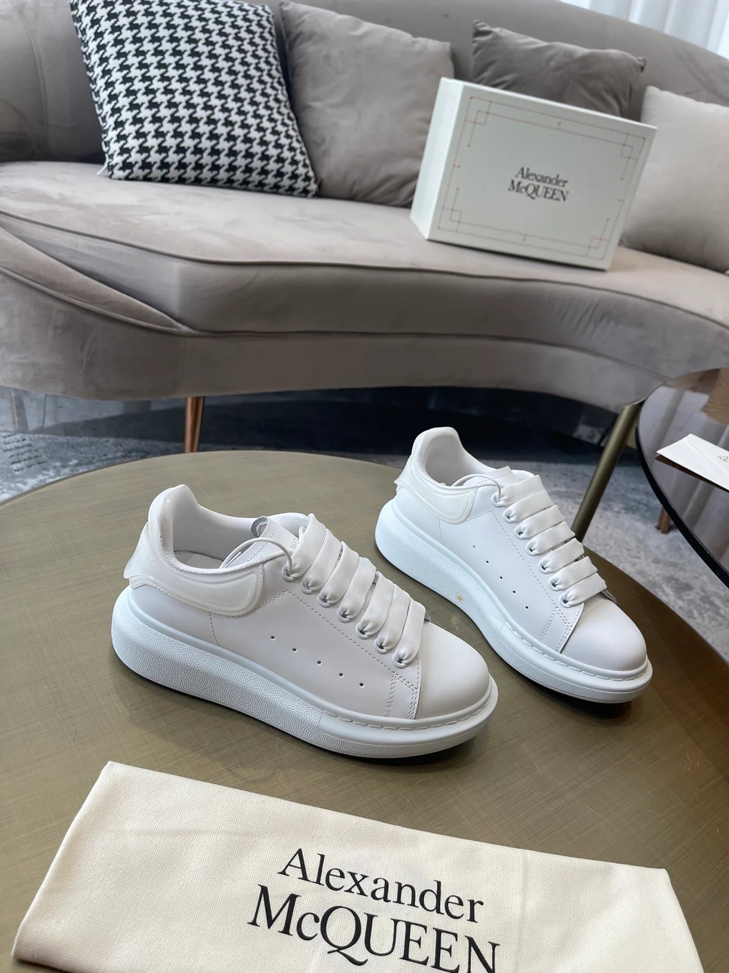 MCQUEEN SNEAKER