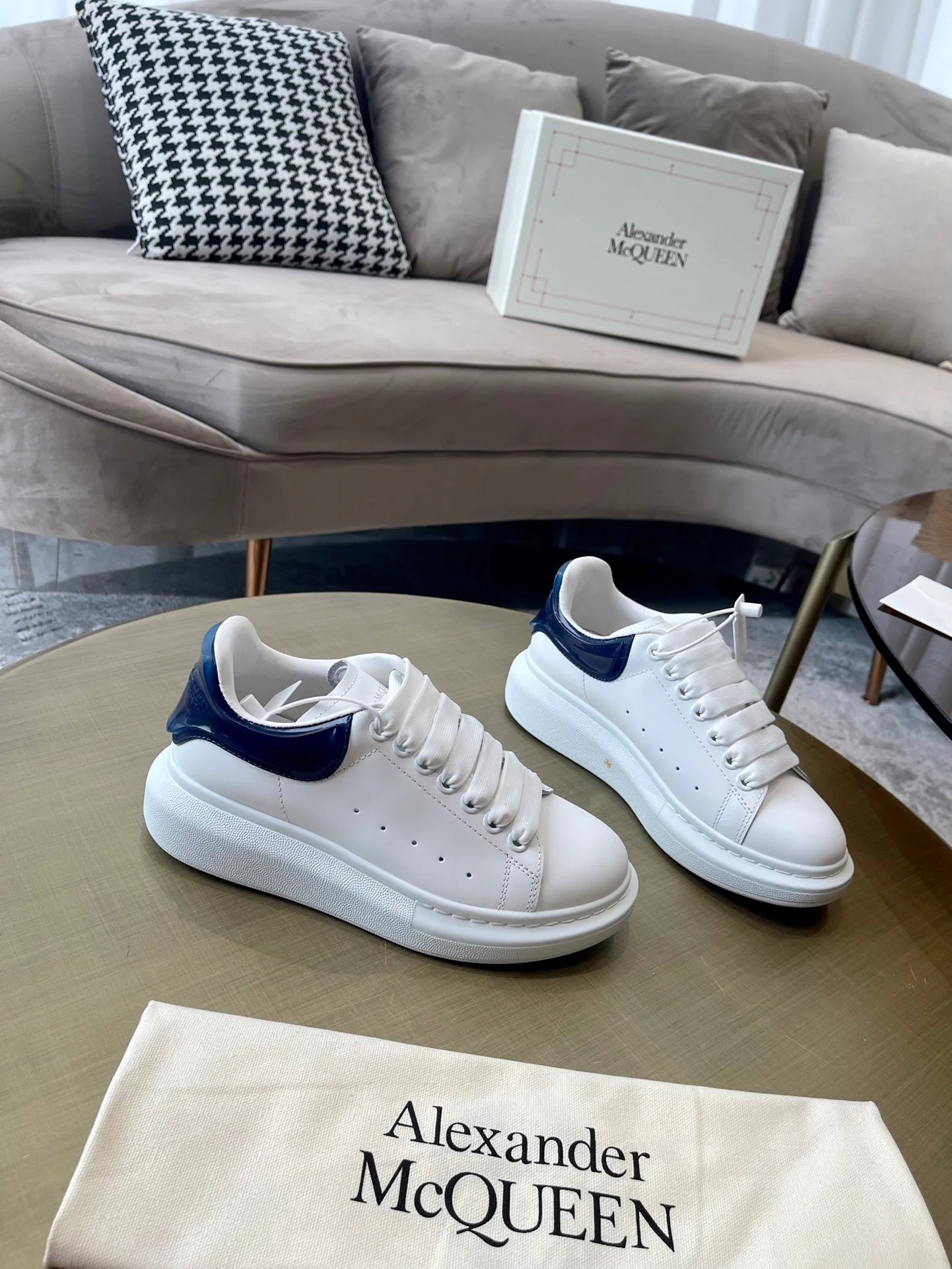 MCQUEEN SNEAKER