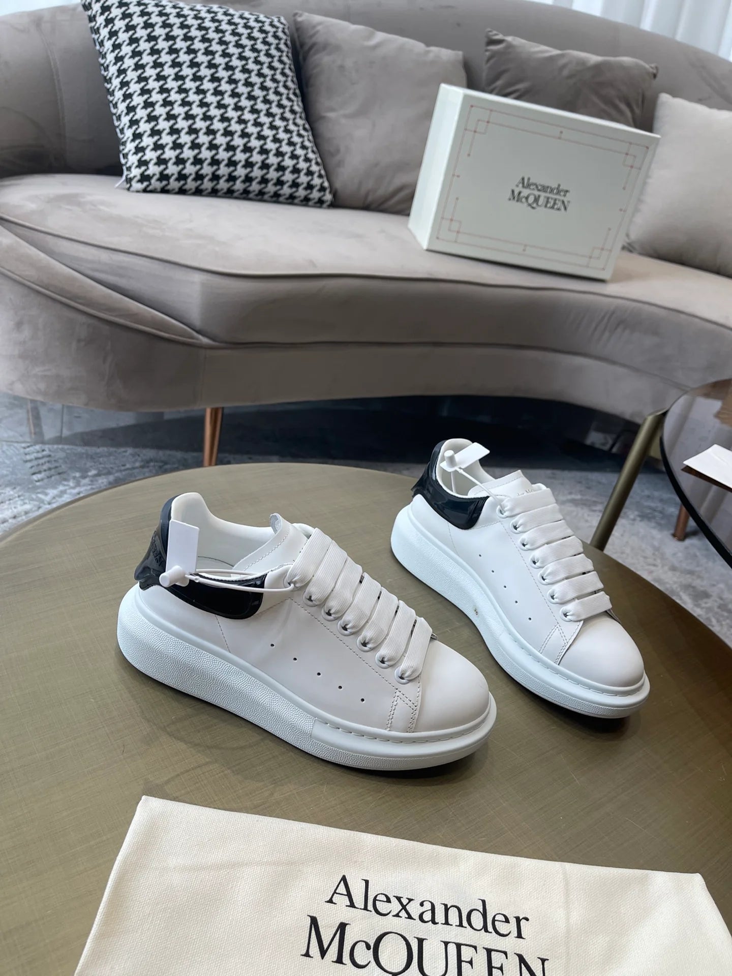MCQUEEN SNEAKER