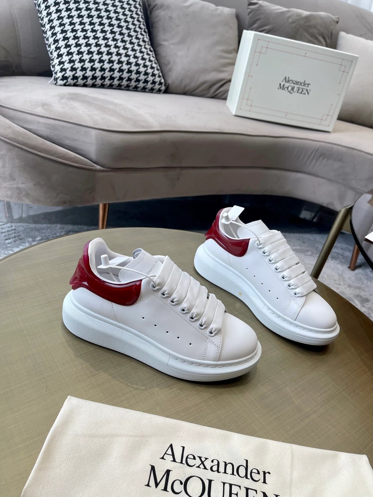 MCQUEEN SNEAKER