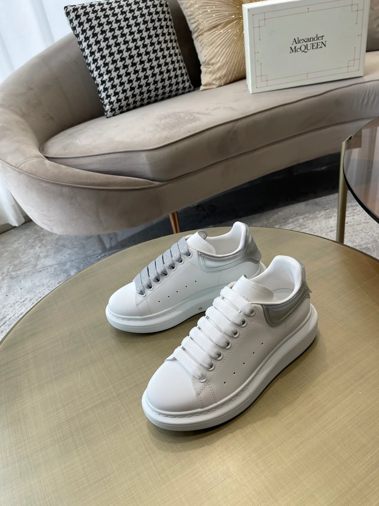MCQUEEN SNEAKER