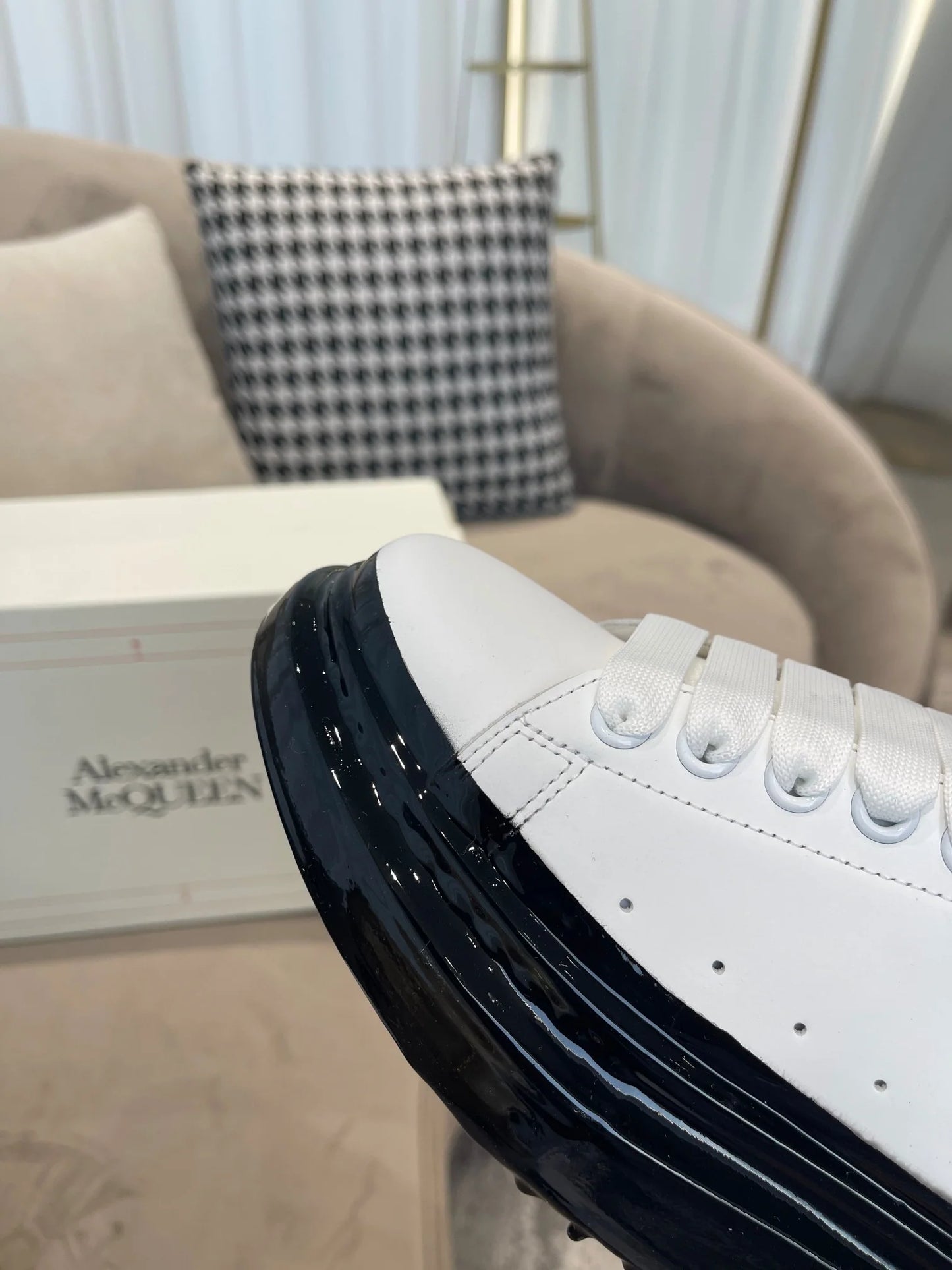 MCQUEEN SNEAKER