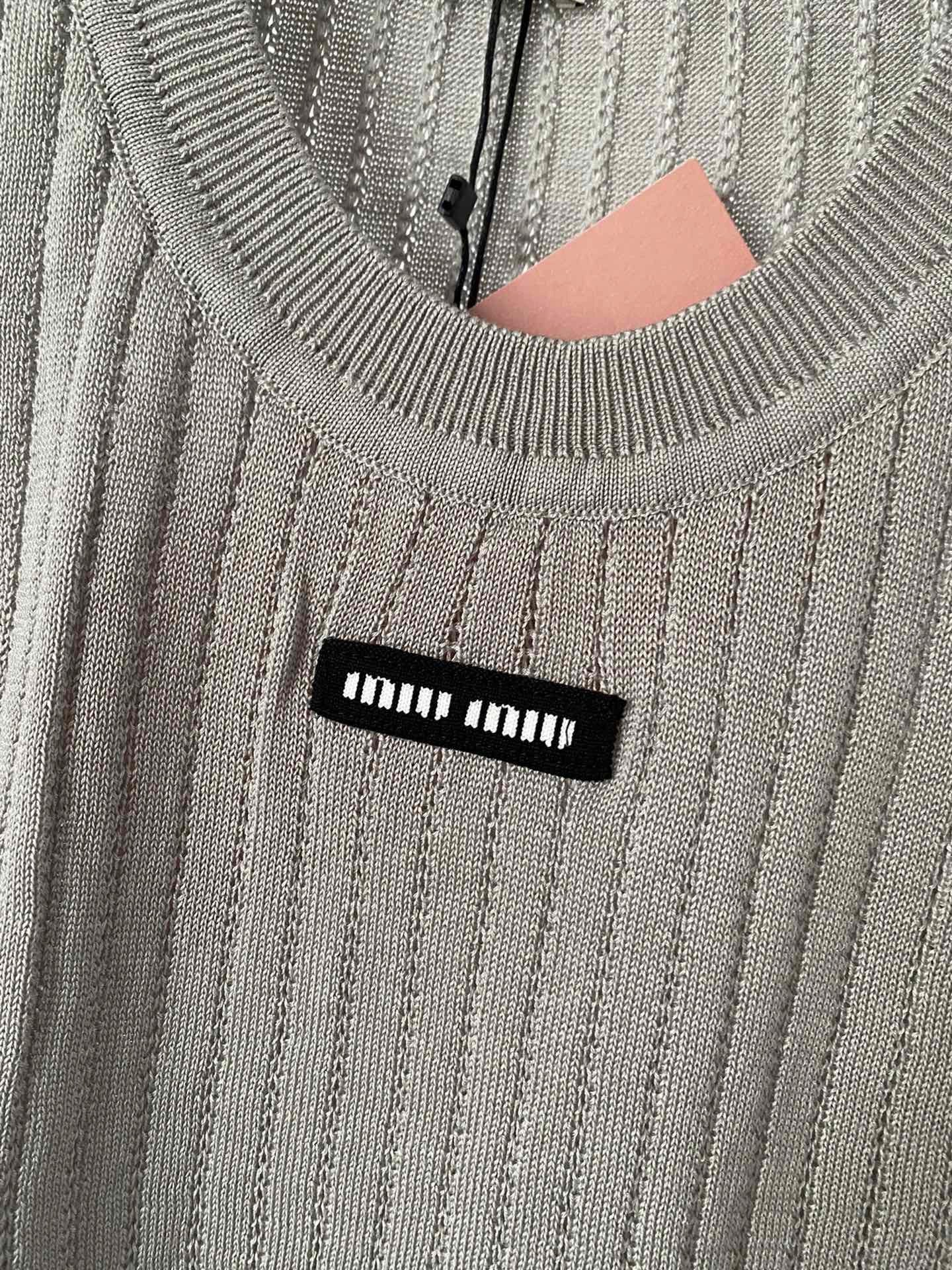 MIUMIU TOPS