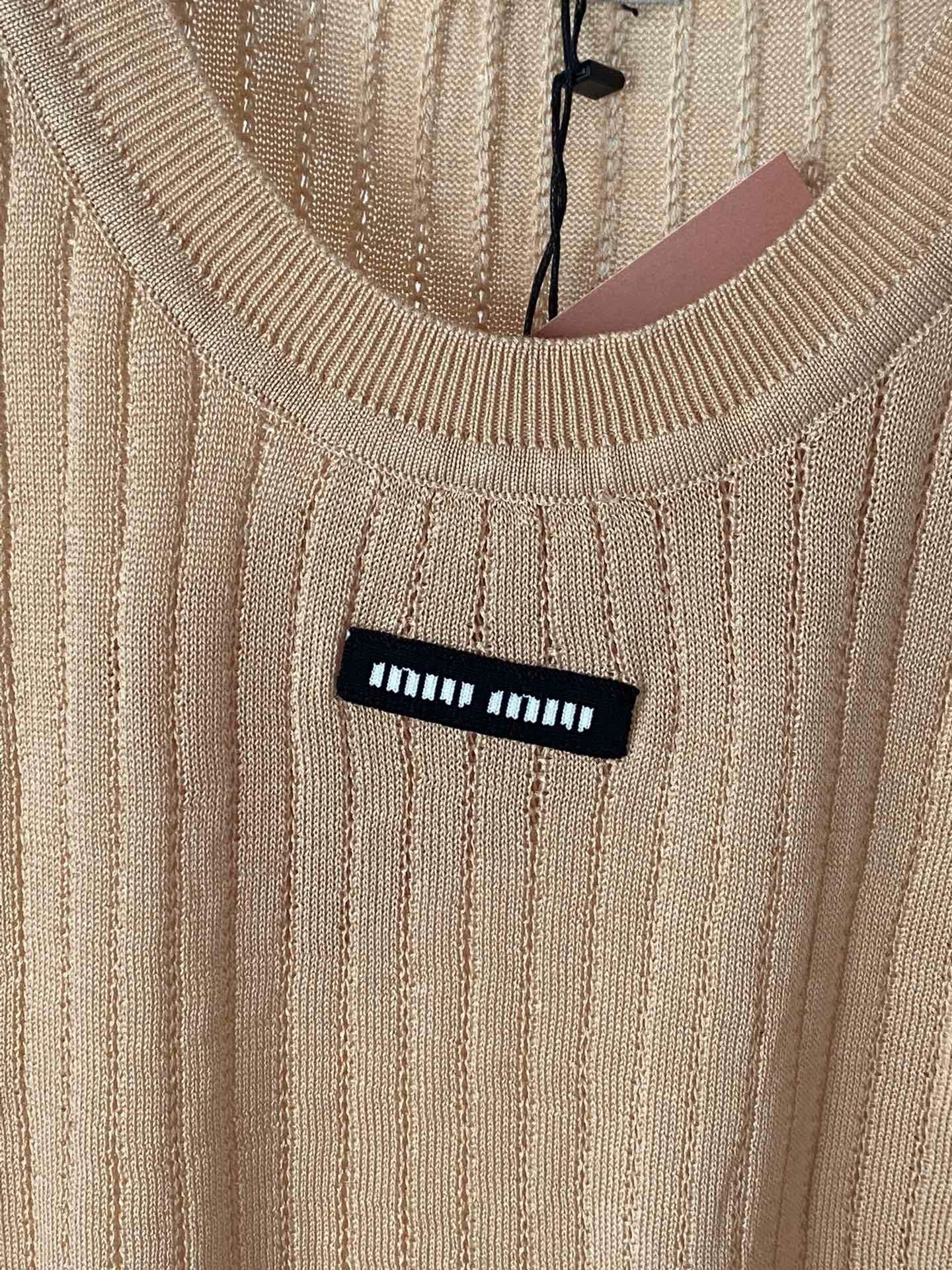 MIUMIU TOPS