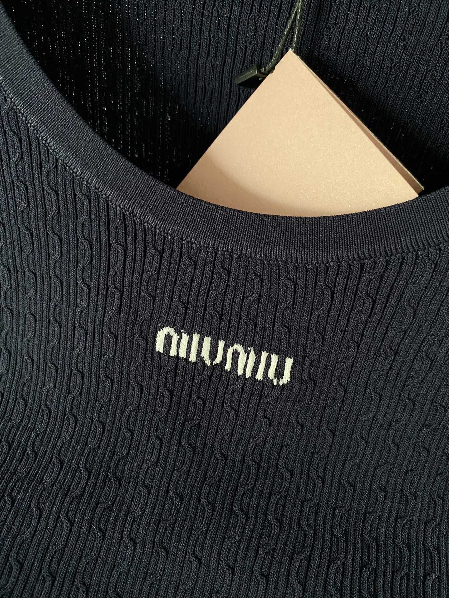 MIUMIU TOPS