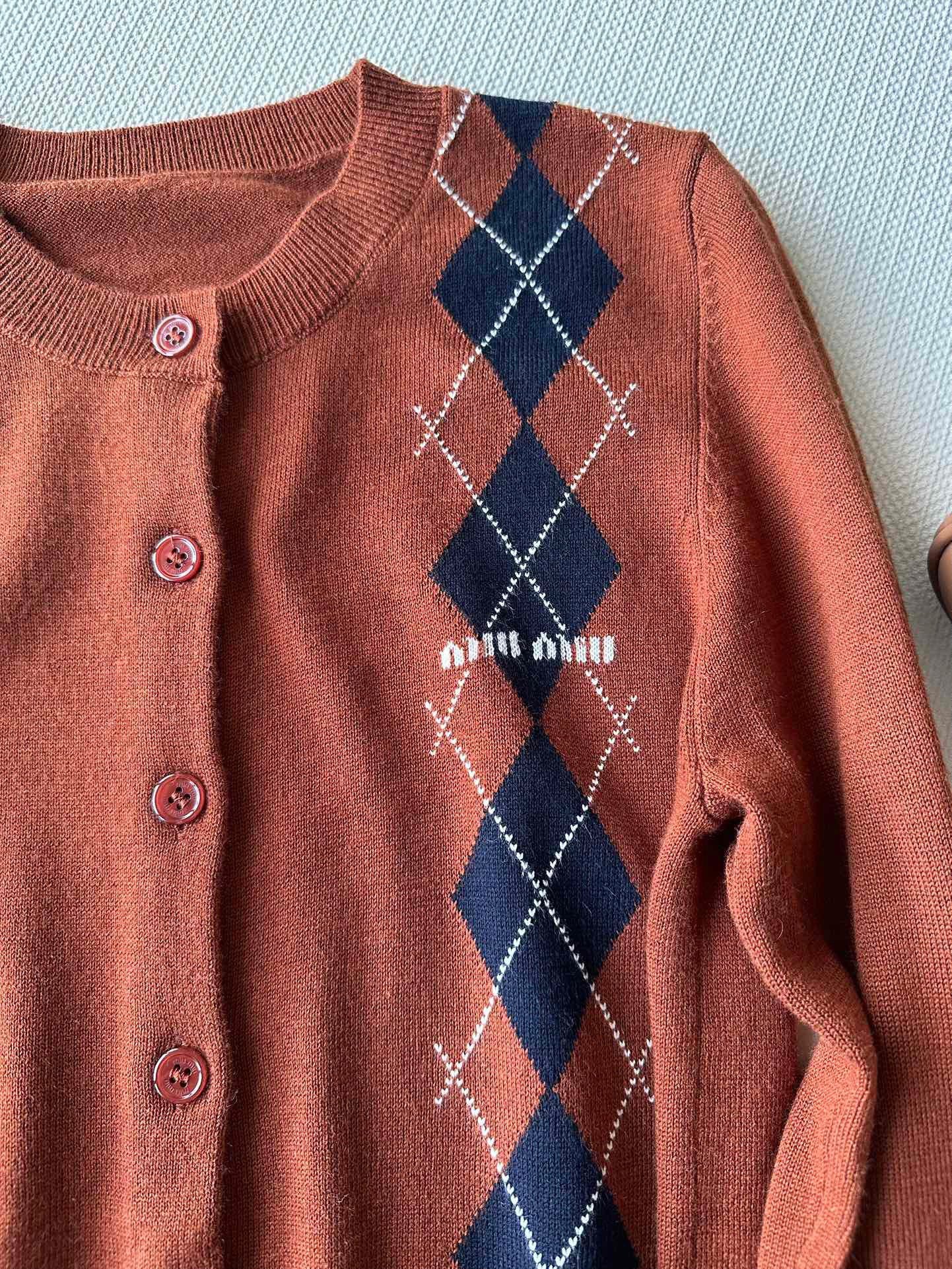 MIUMIU TOPS