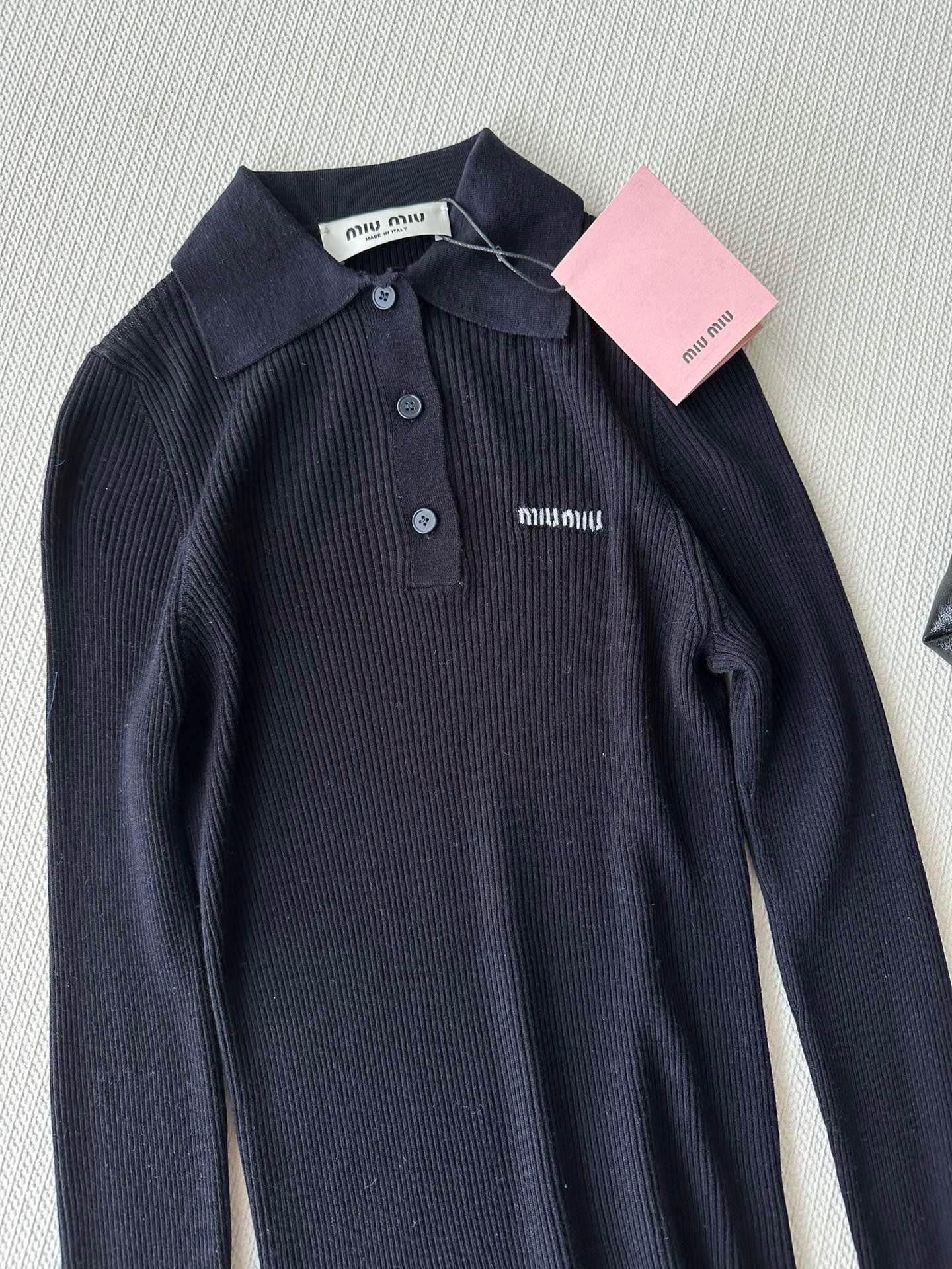 MIUMIU TOPS