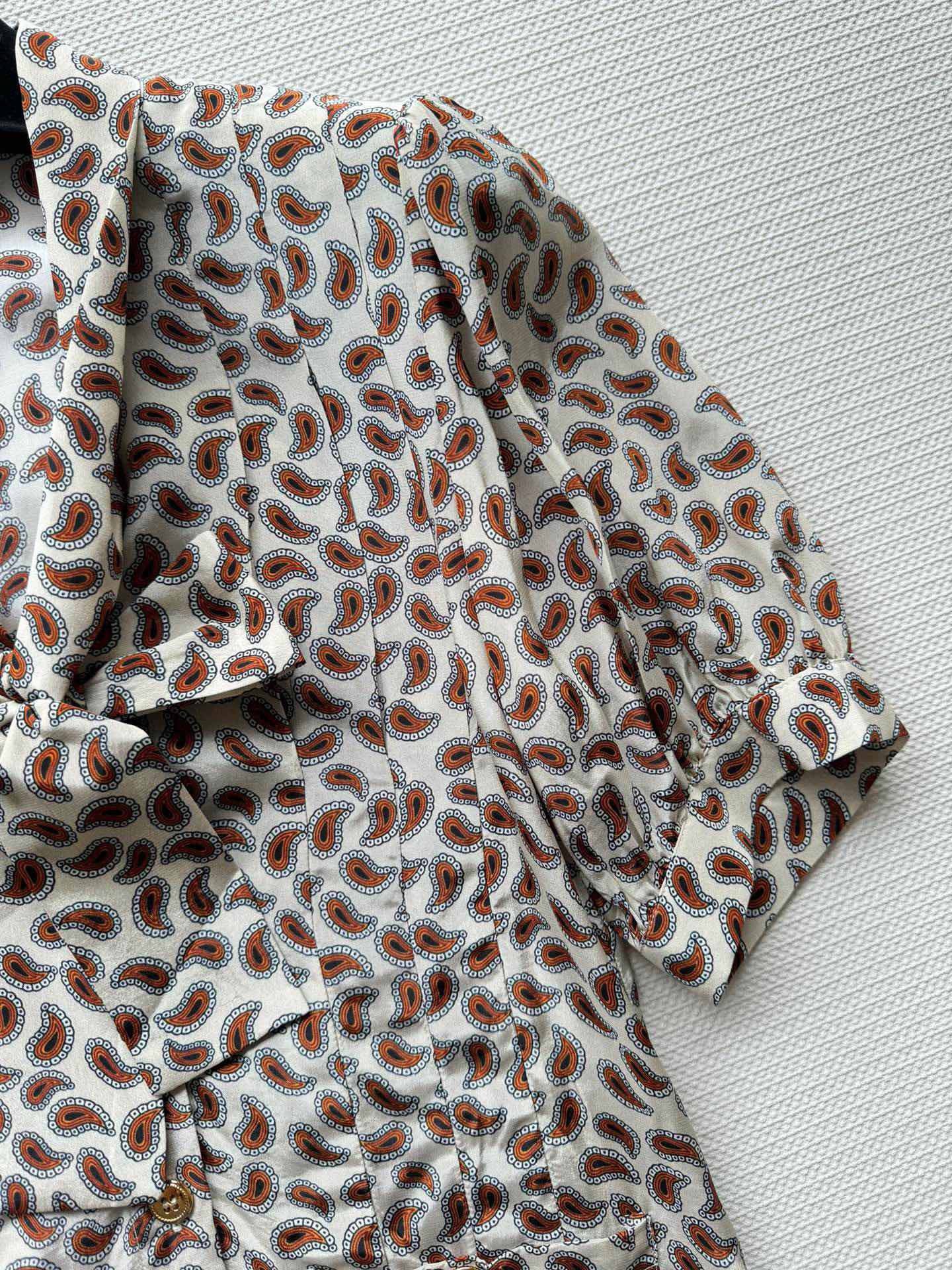 MIUMIU TOPS