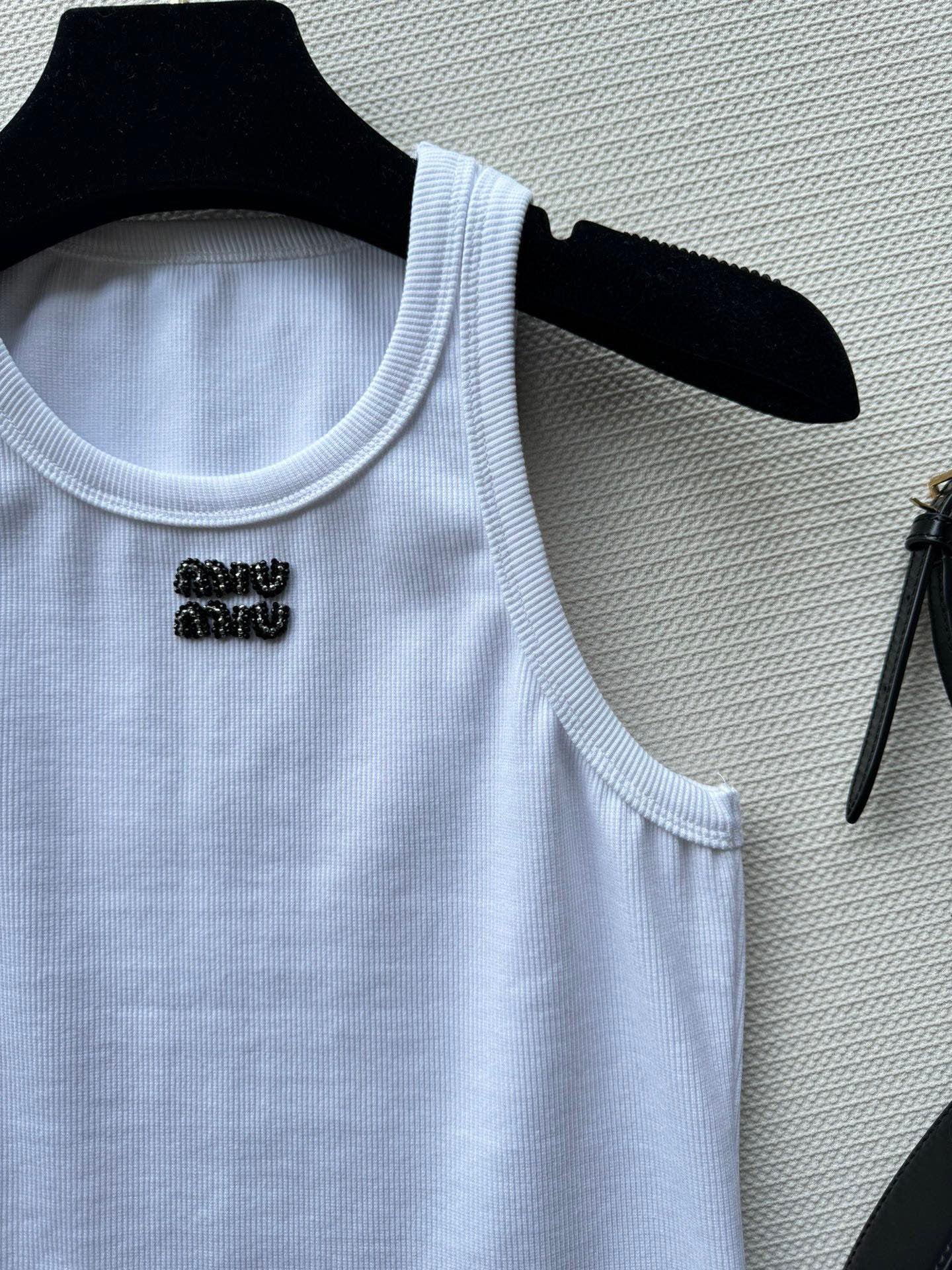 MIUMIU TOPS