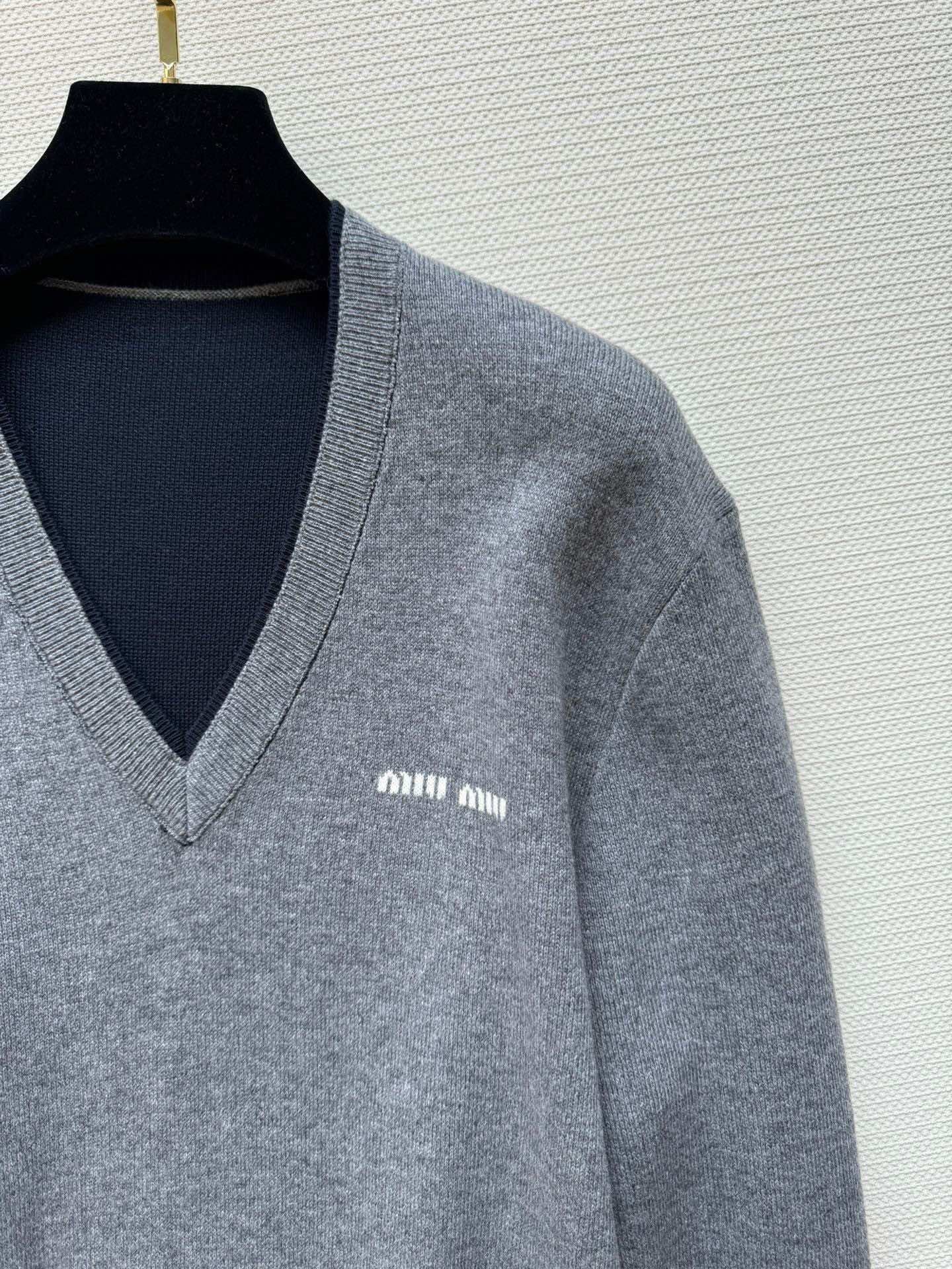 MIUMIU TOPS