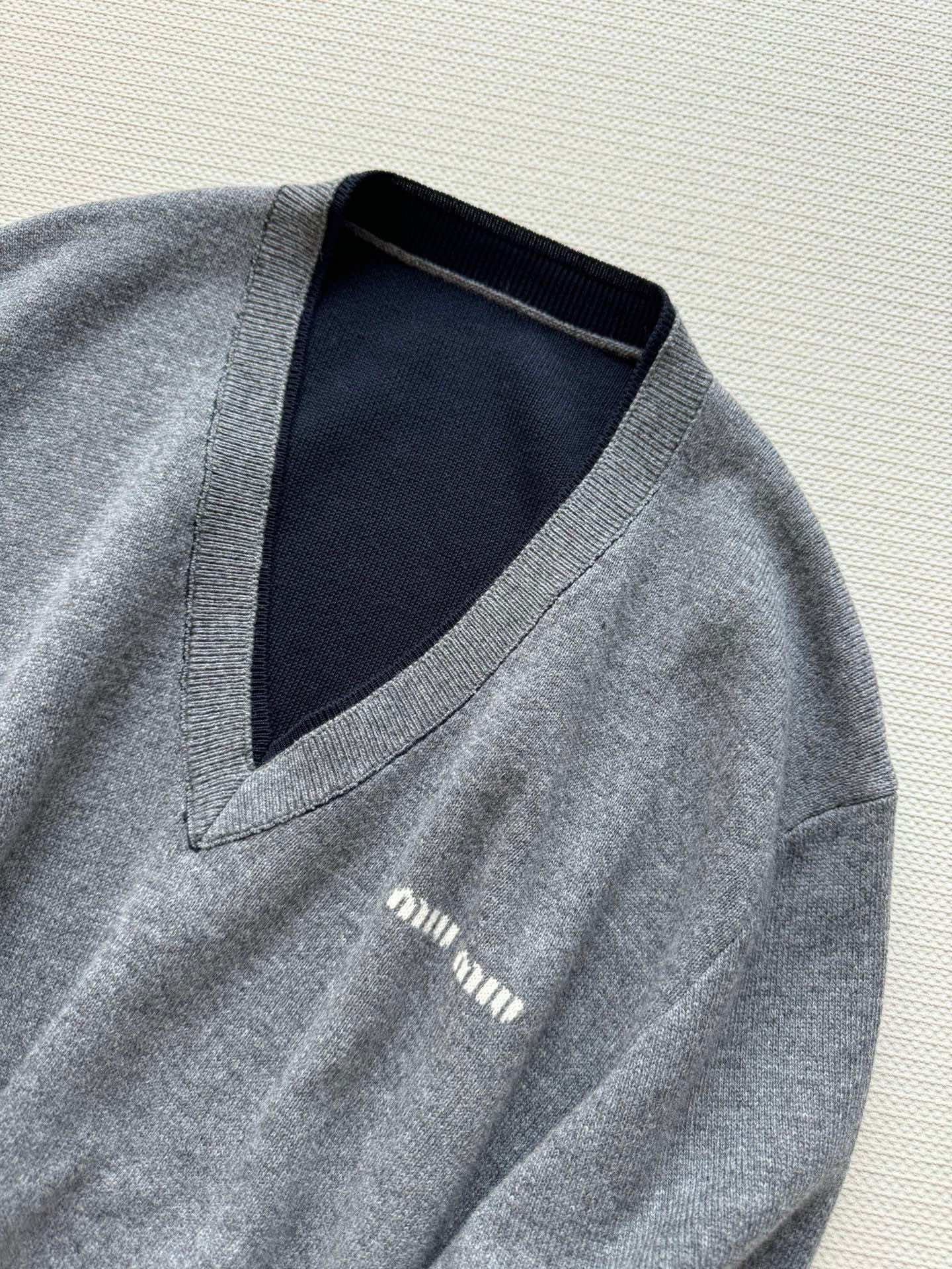 MIUMIU TOPS