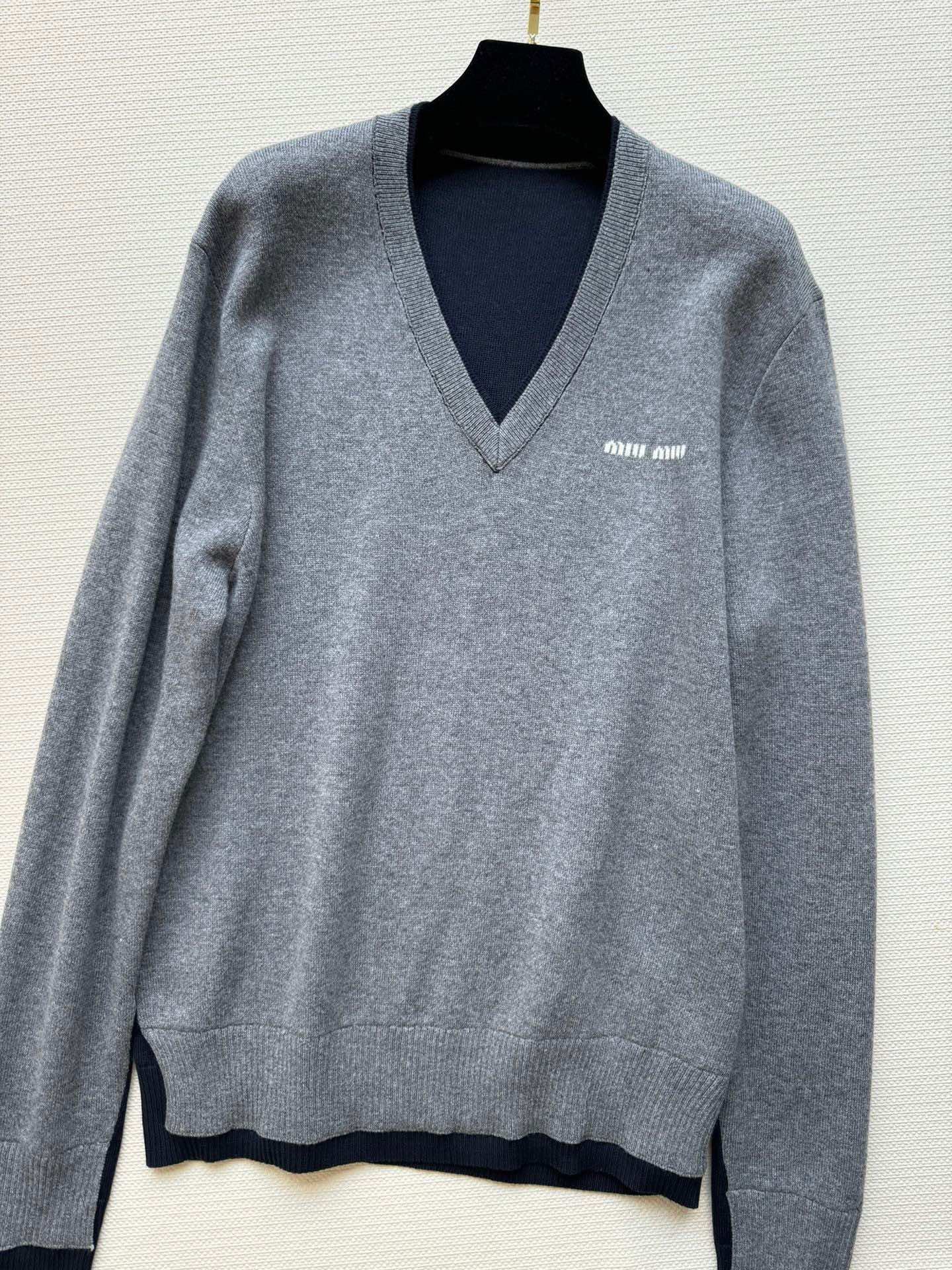 MIUMIU TOPS