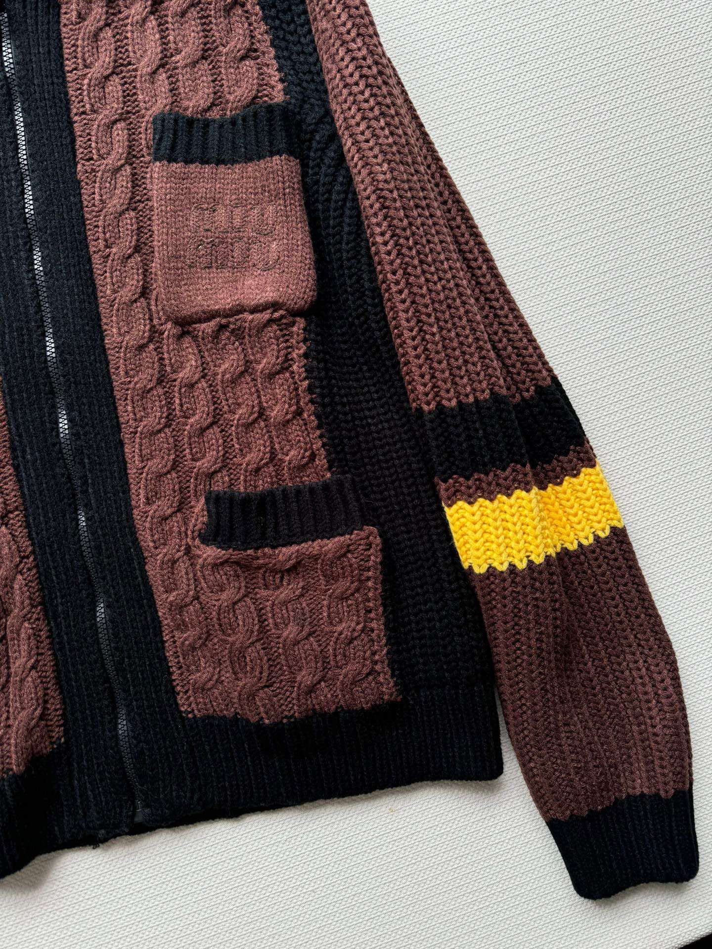 MIUMIU TOPS