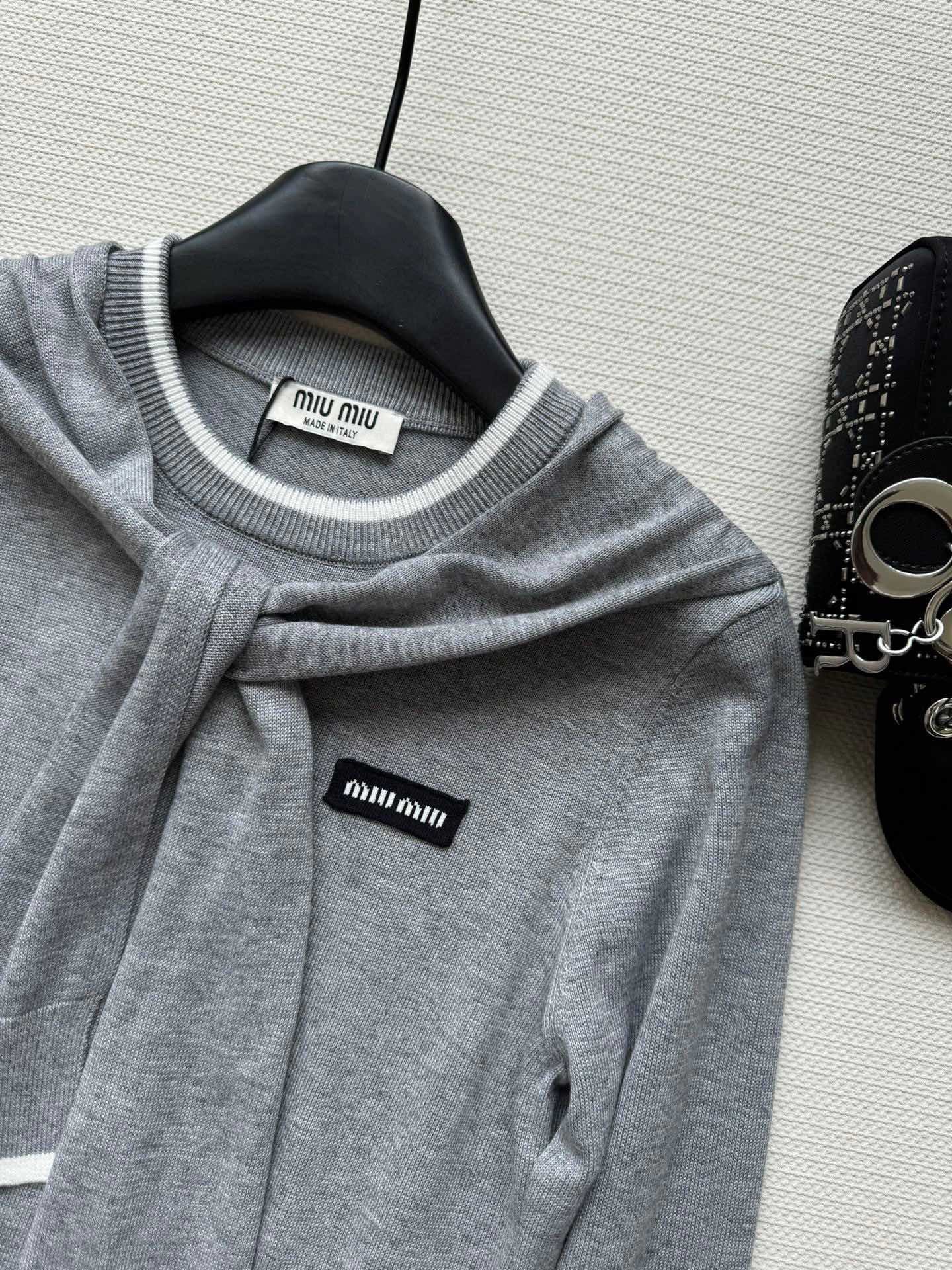 MIUMIU TOPS