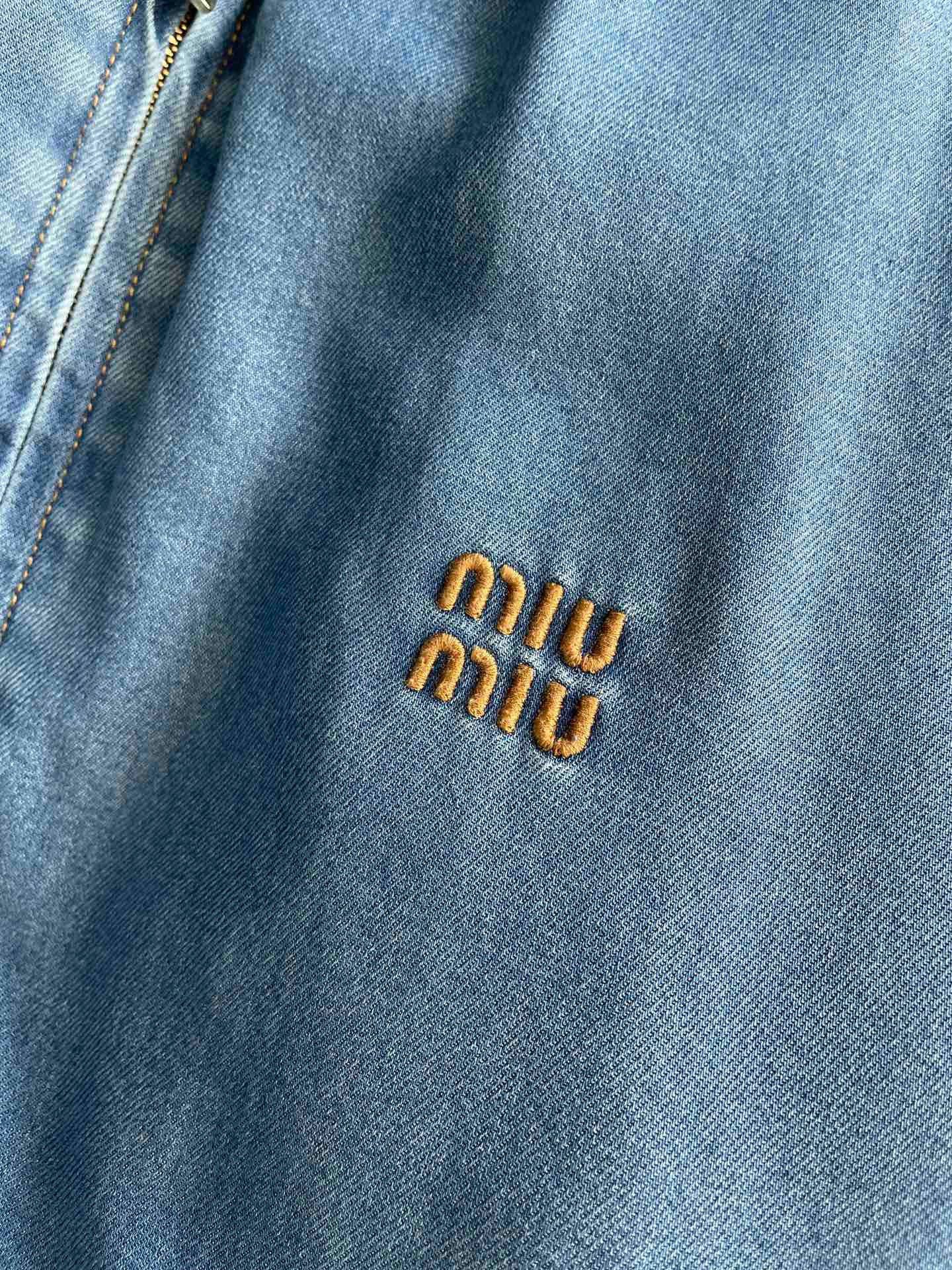 MIUMIU TOPS