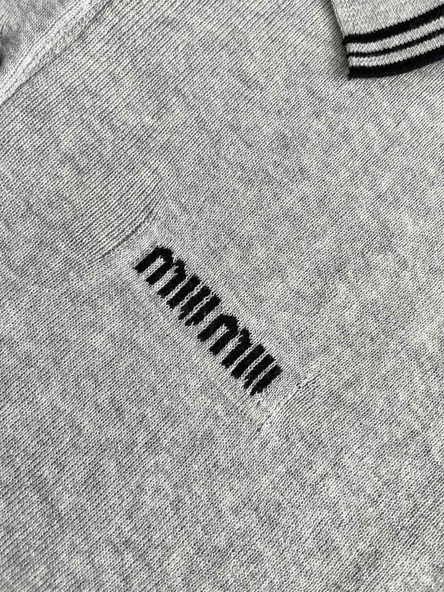 MIUMIU TOPS