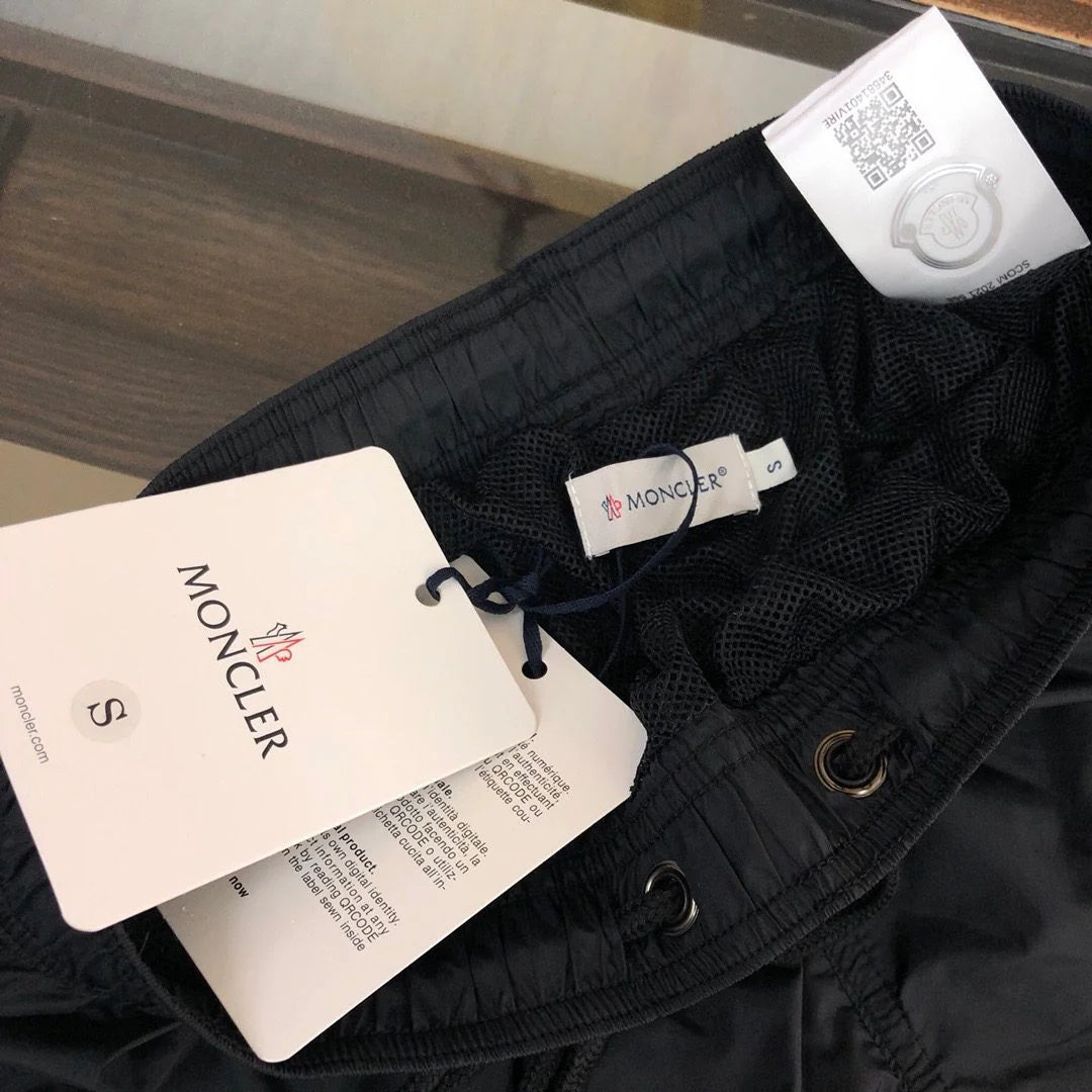 MONCLER SHORTS