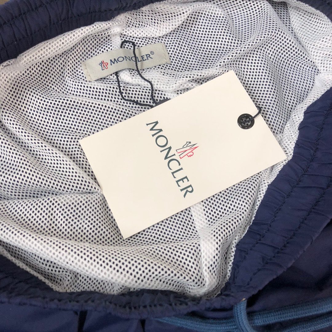 MONCLER SHORTS