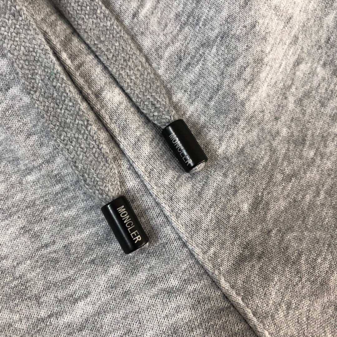 MONCLER SHORTS