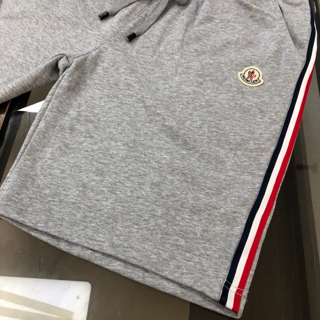 MONCLER SHORTS