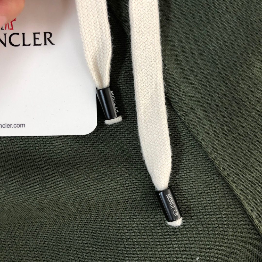 MONCLER SHORTS