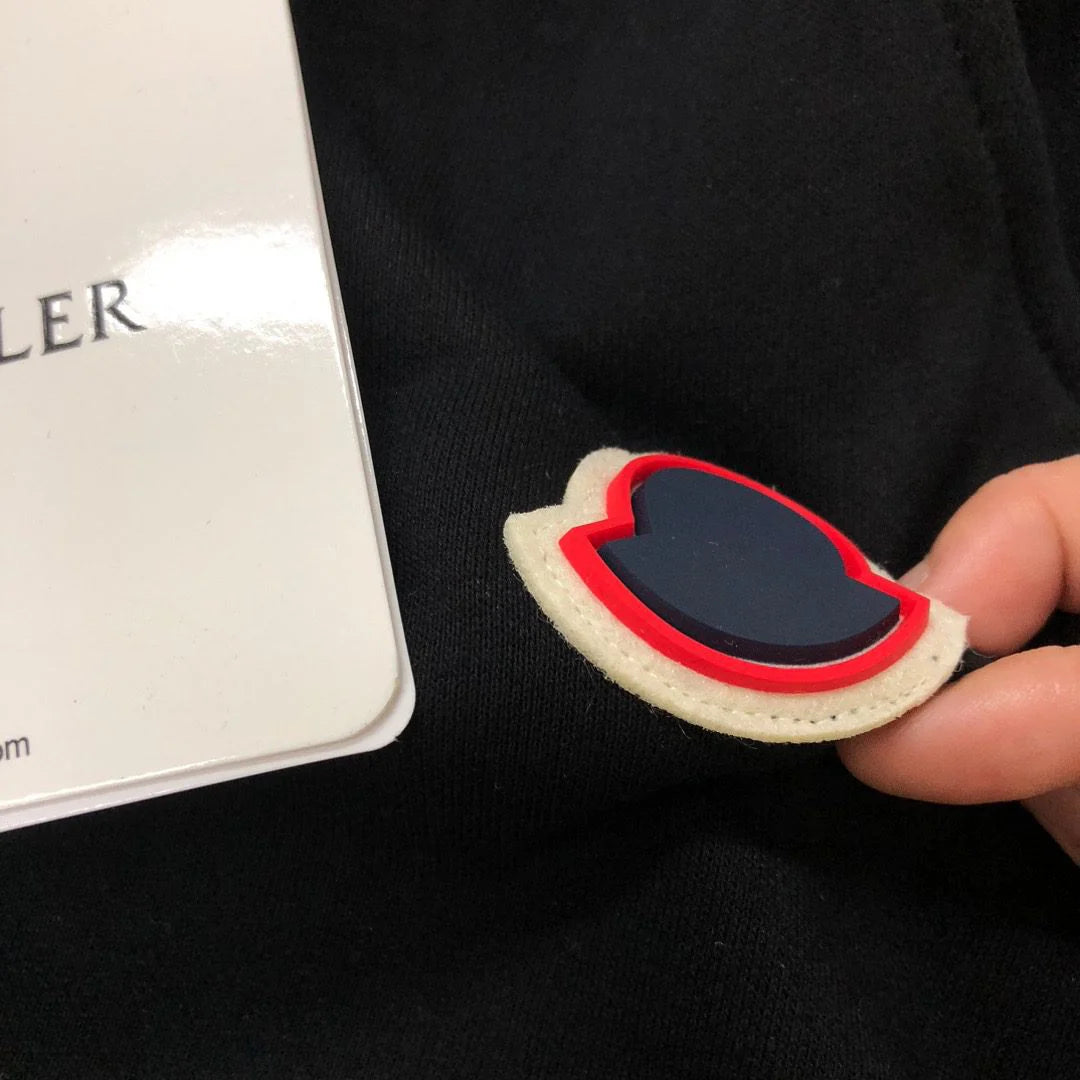 MONCLER SHORTS