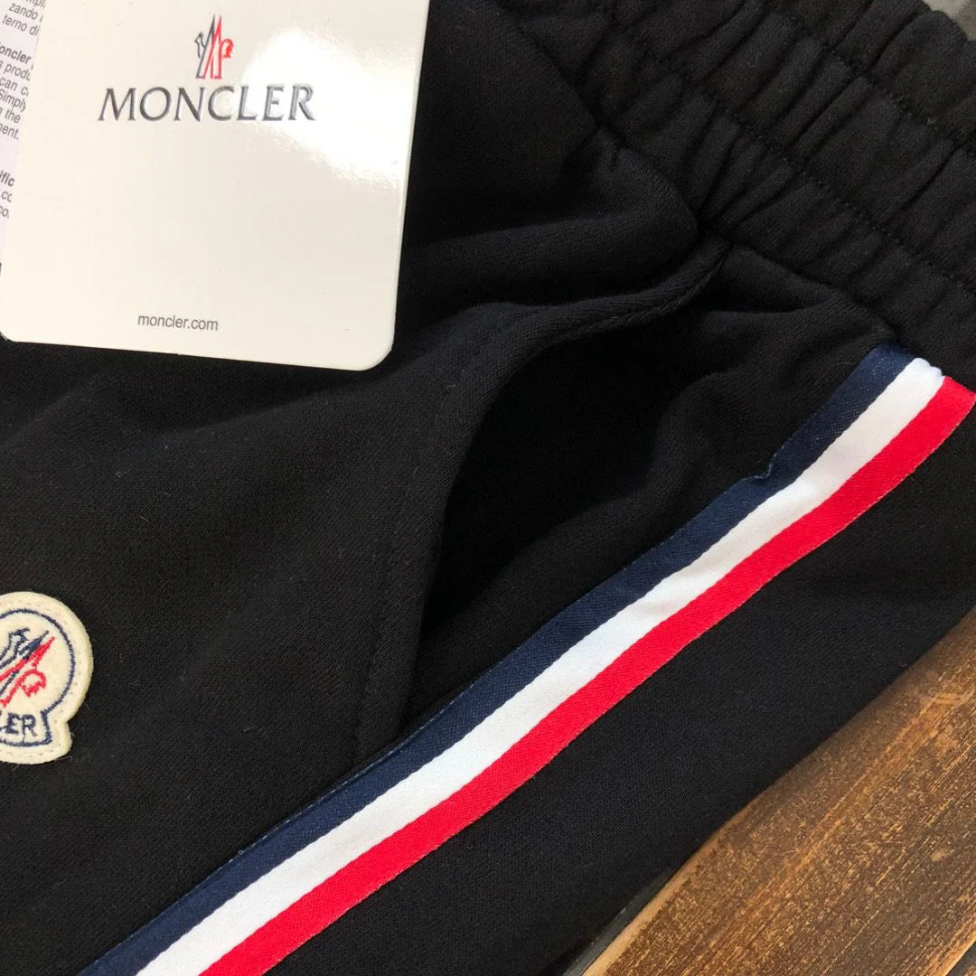 MONCLER SHORTS
