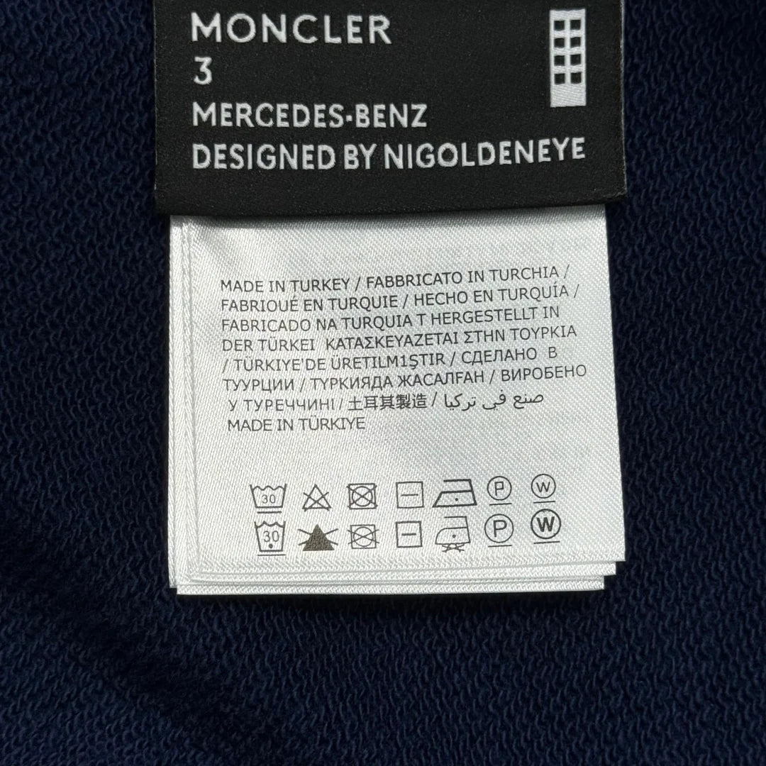 MONCLER SHORTS