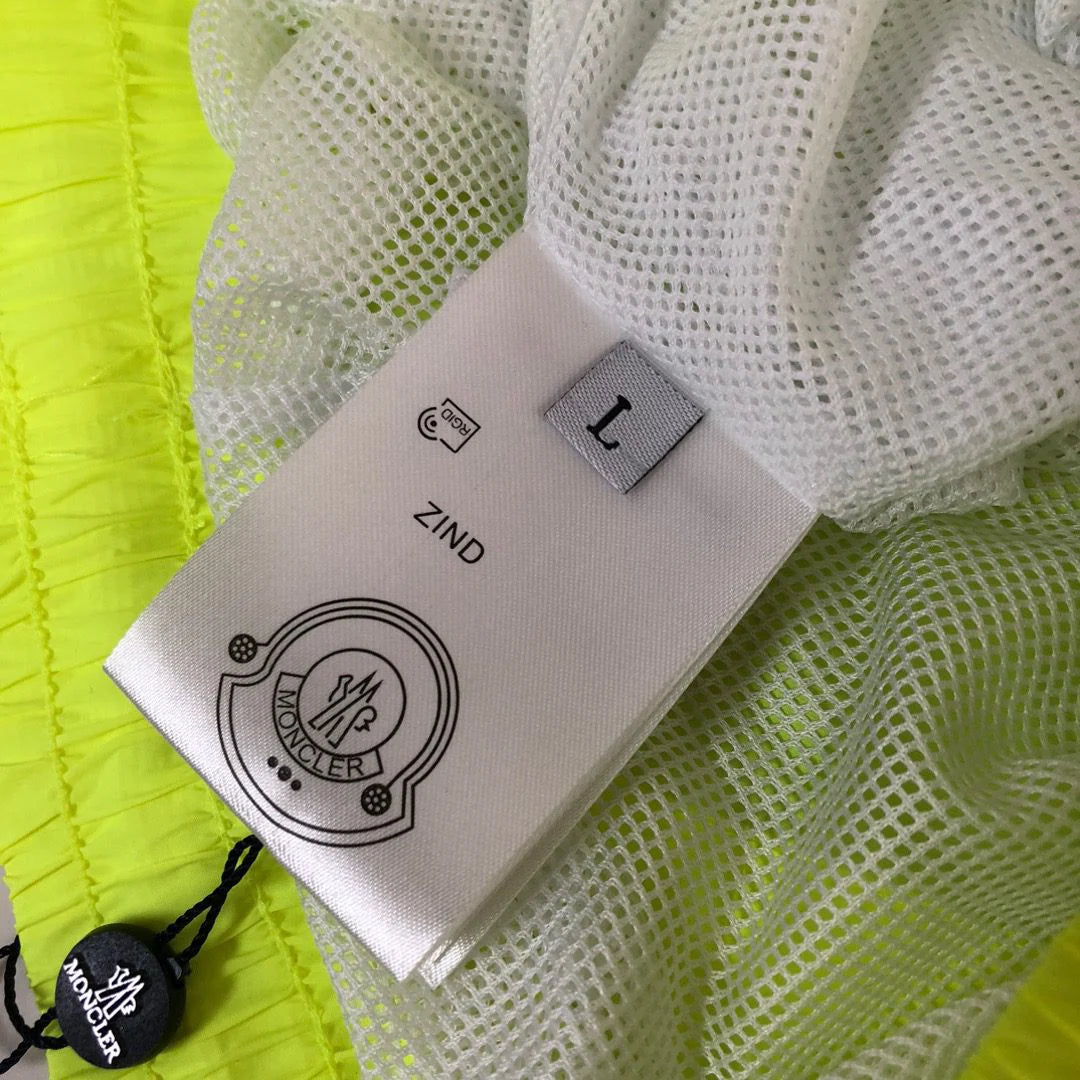 MONCLER SHORTS