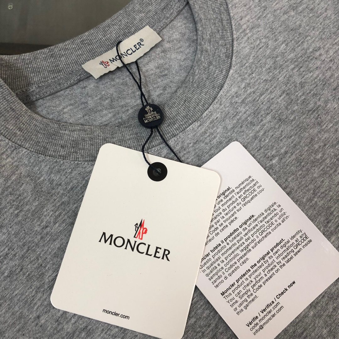 MONCLER TSHIRT