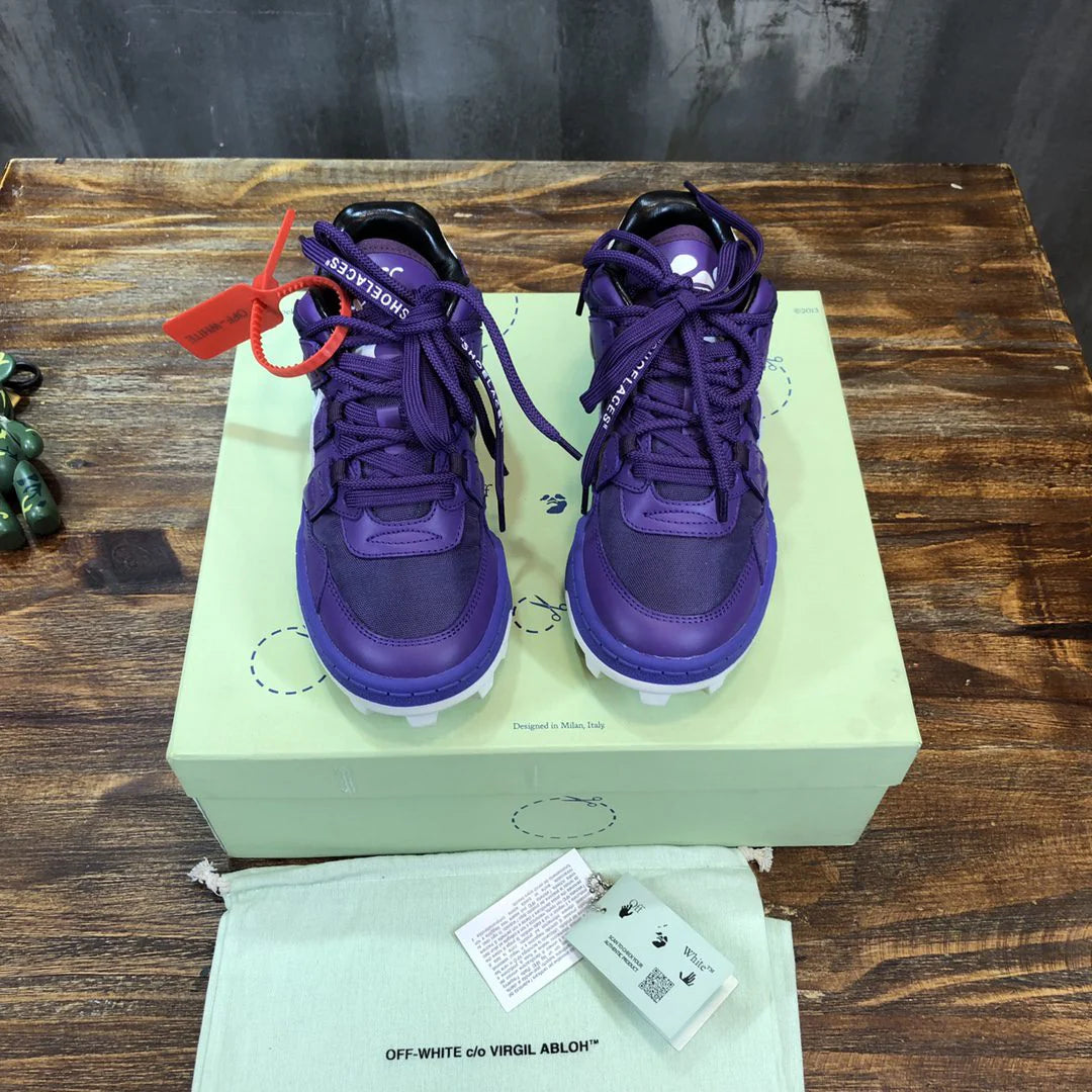OFF WHITE SNEAKER