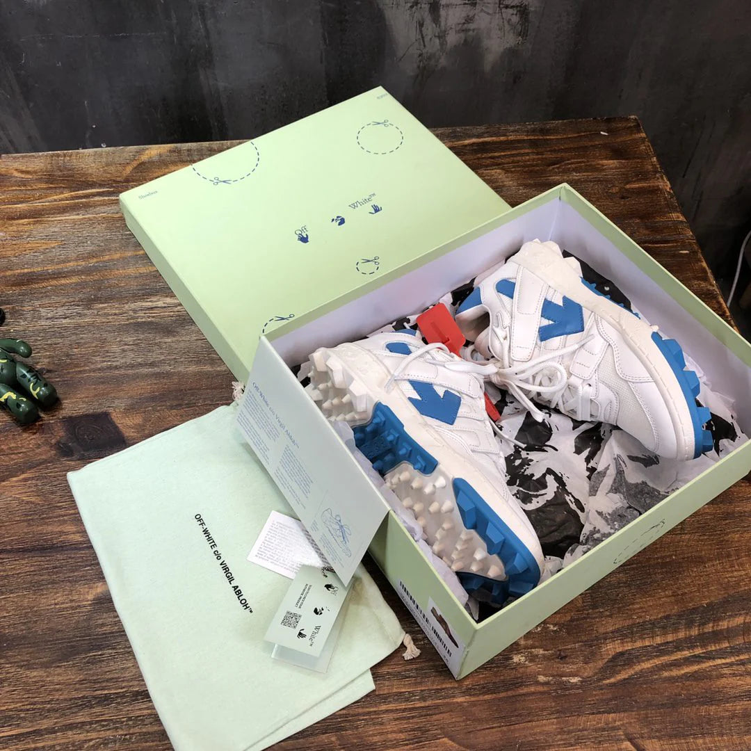 OFF WHITE SNEAKER