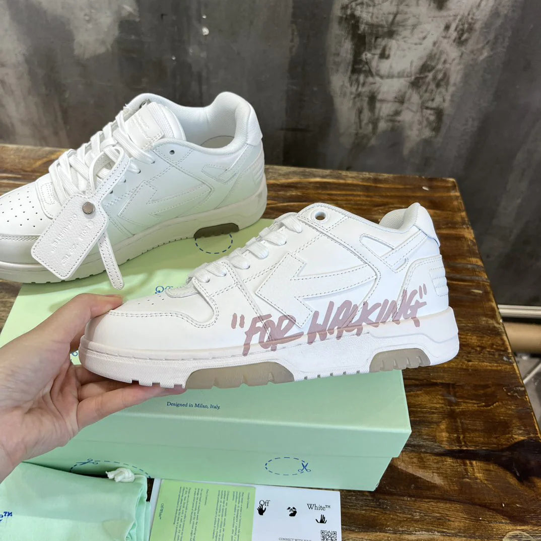 OFF WHITE SNEAKER
