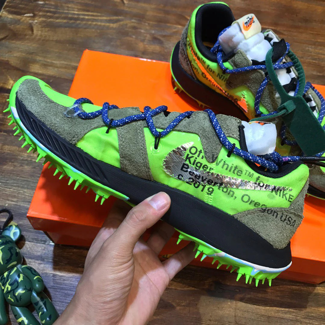 OFF WHITE SNEAKER