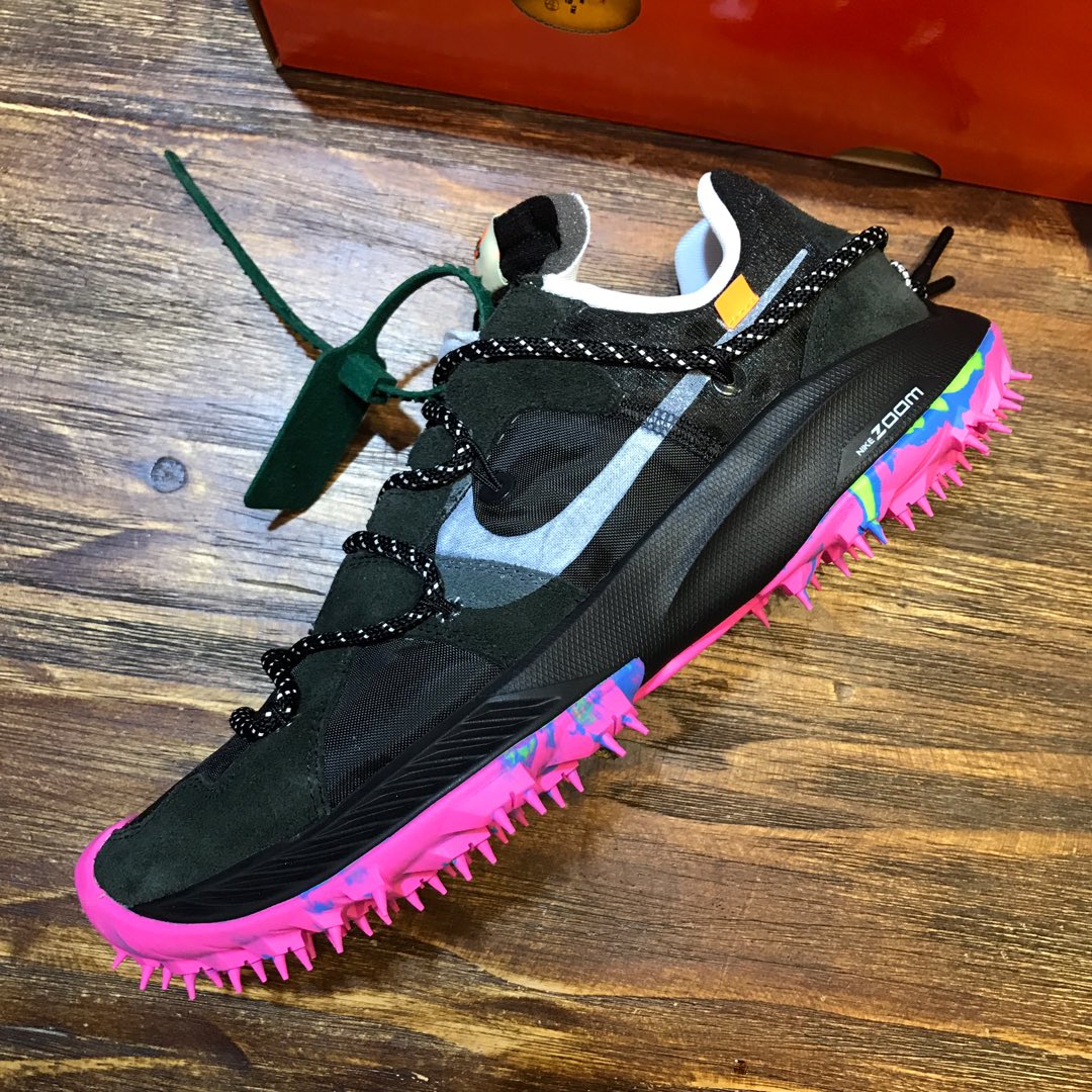 OFF WHITE SNEAKER