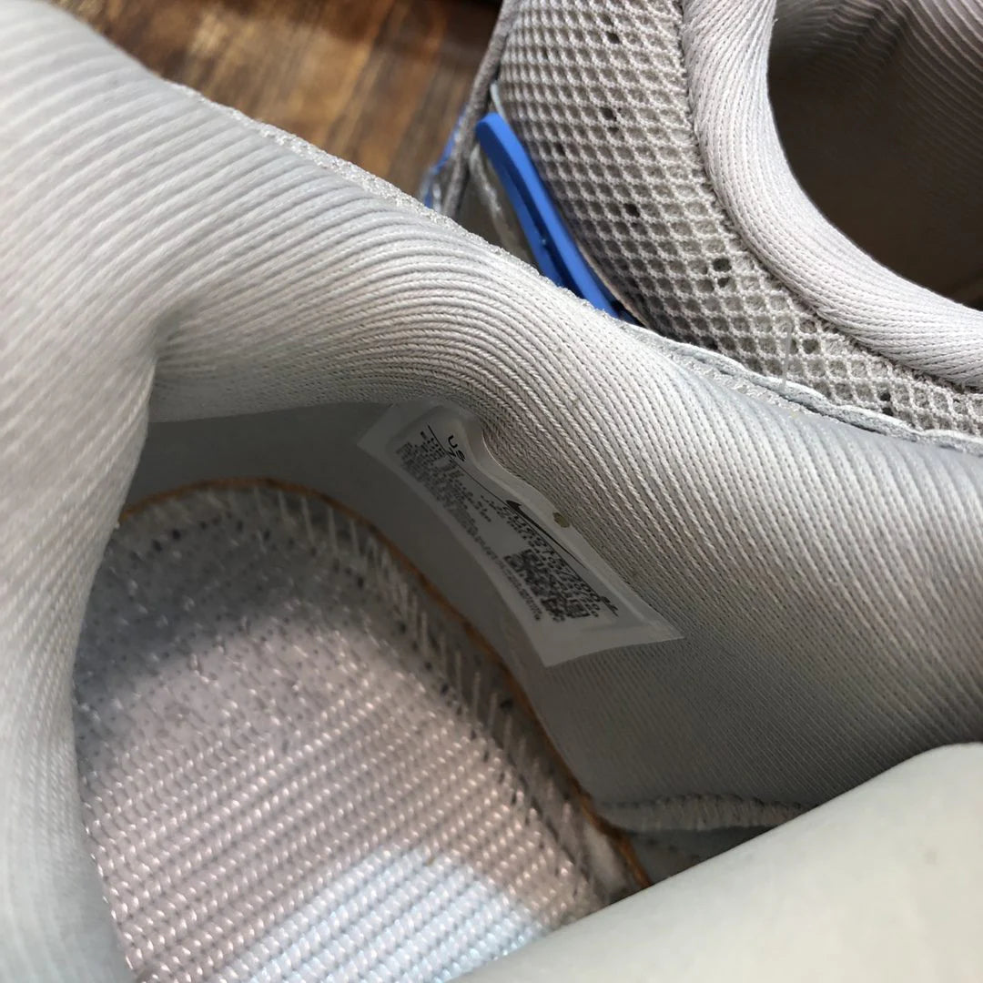 OFF WHITE SNEAKER