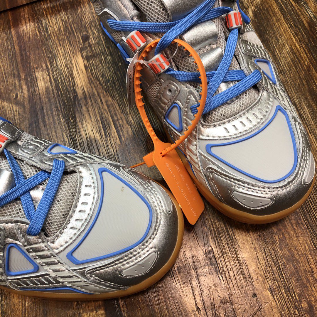 OFF WHITE SNEAKER